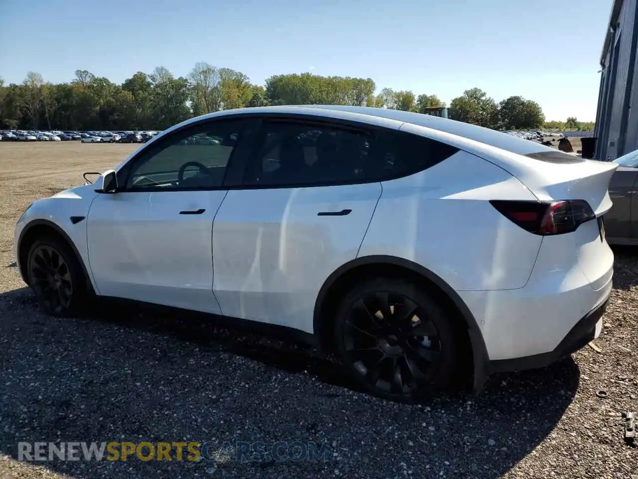 2 Photograph of a damaged car 7SAYGDEE8NA016465 TESLA MODEL Y 2022