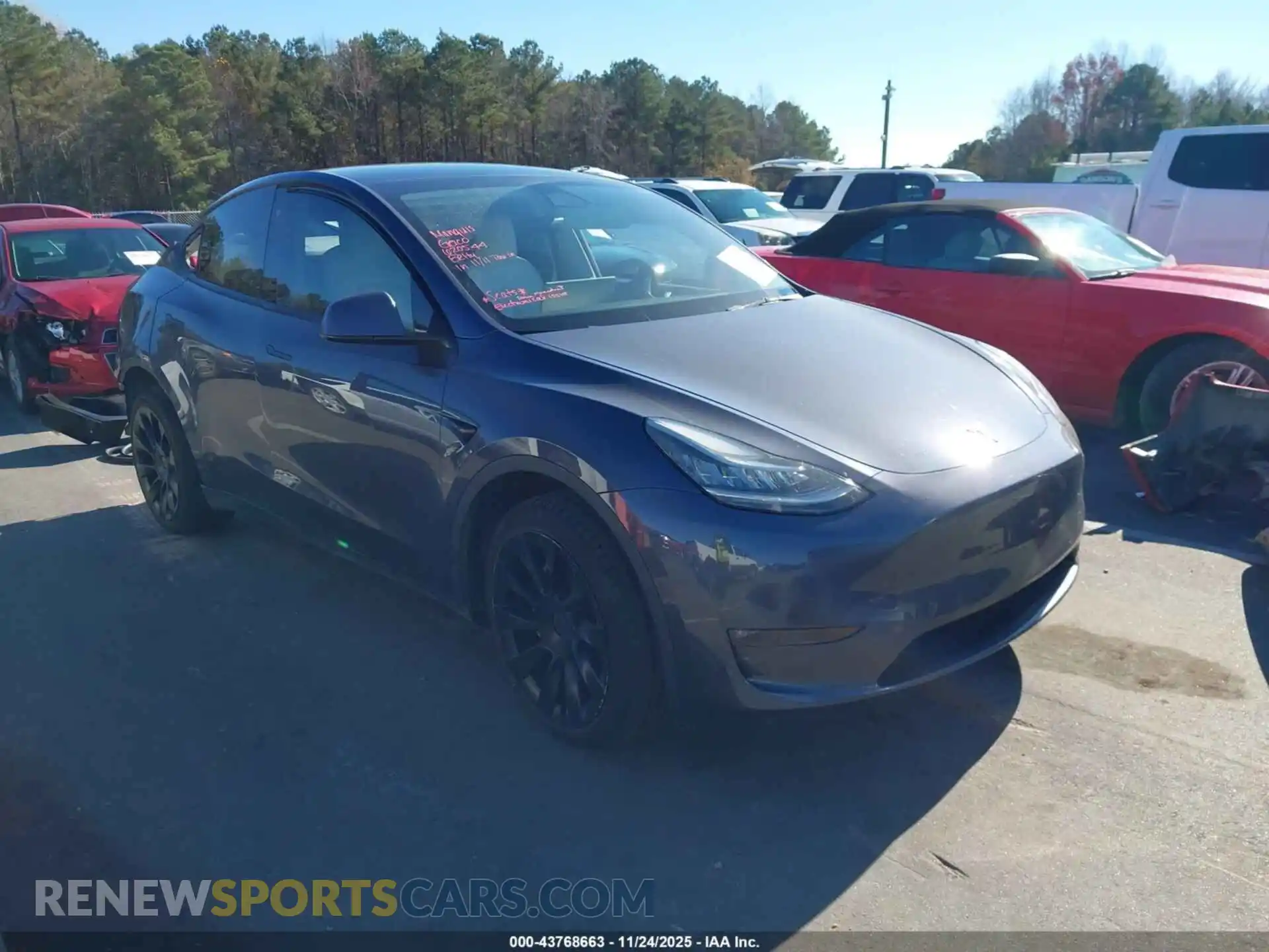 1 Photograph of a damaged car 7SAYGDEE8NF311908 TESLA MODEL Y 2022