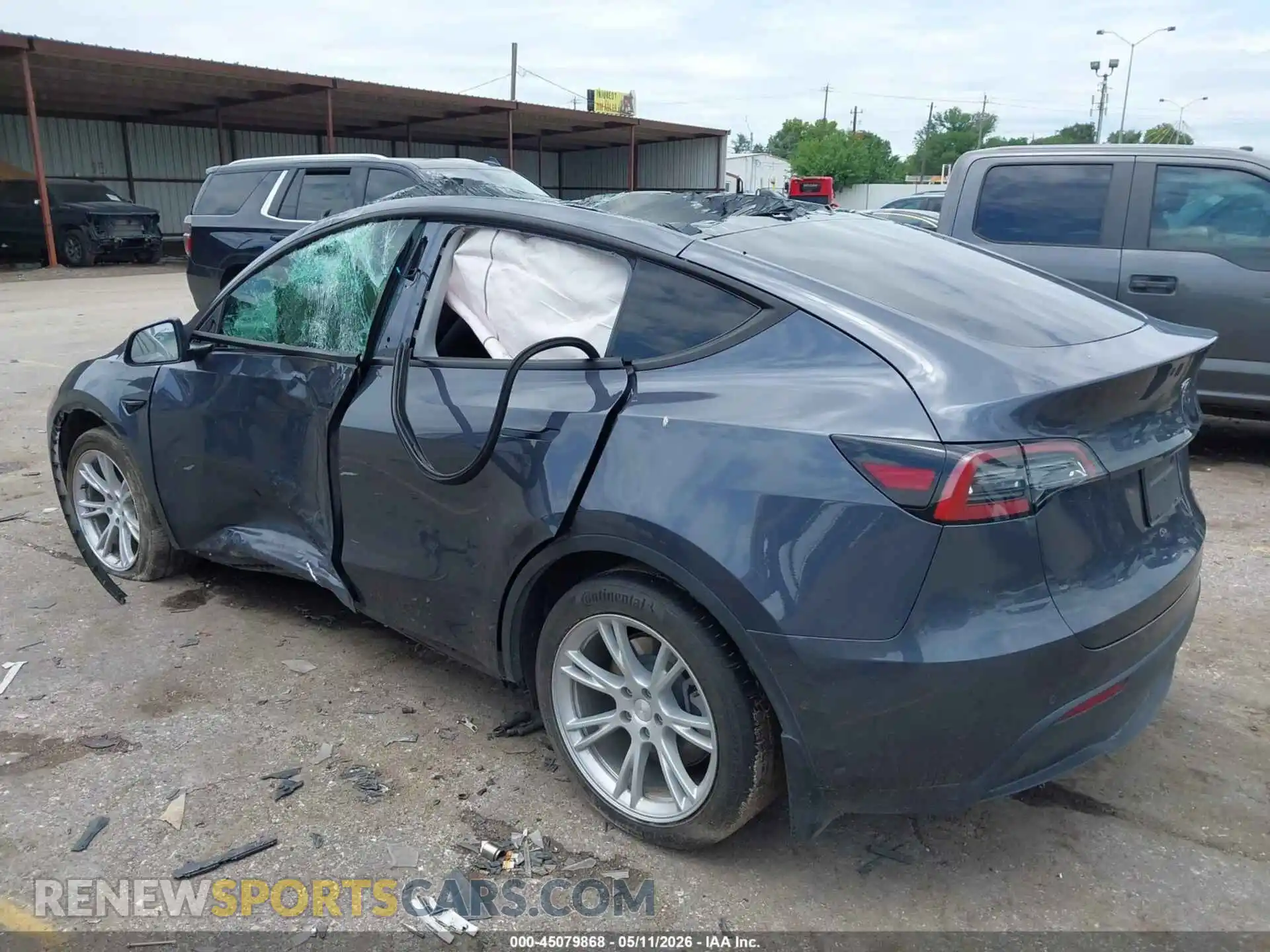 3 Photograph of a damaged car 7SAYGDEE8NF327557 TESLA MODEL Y 2022