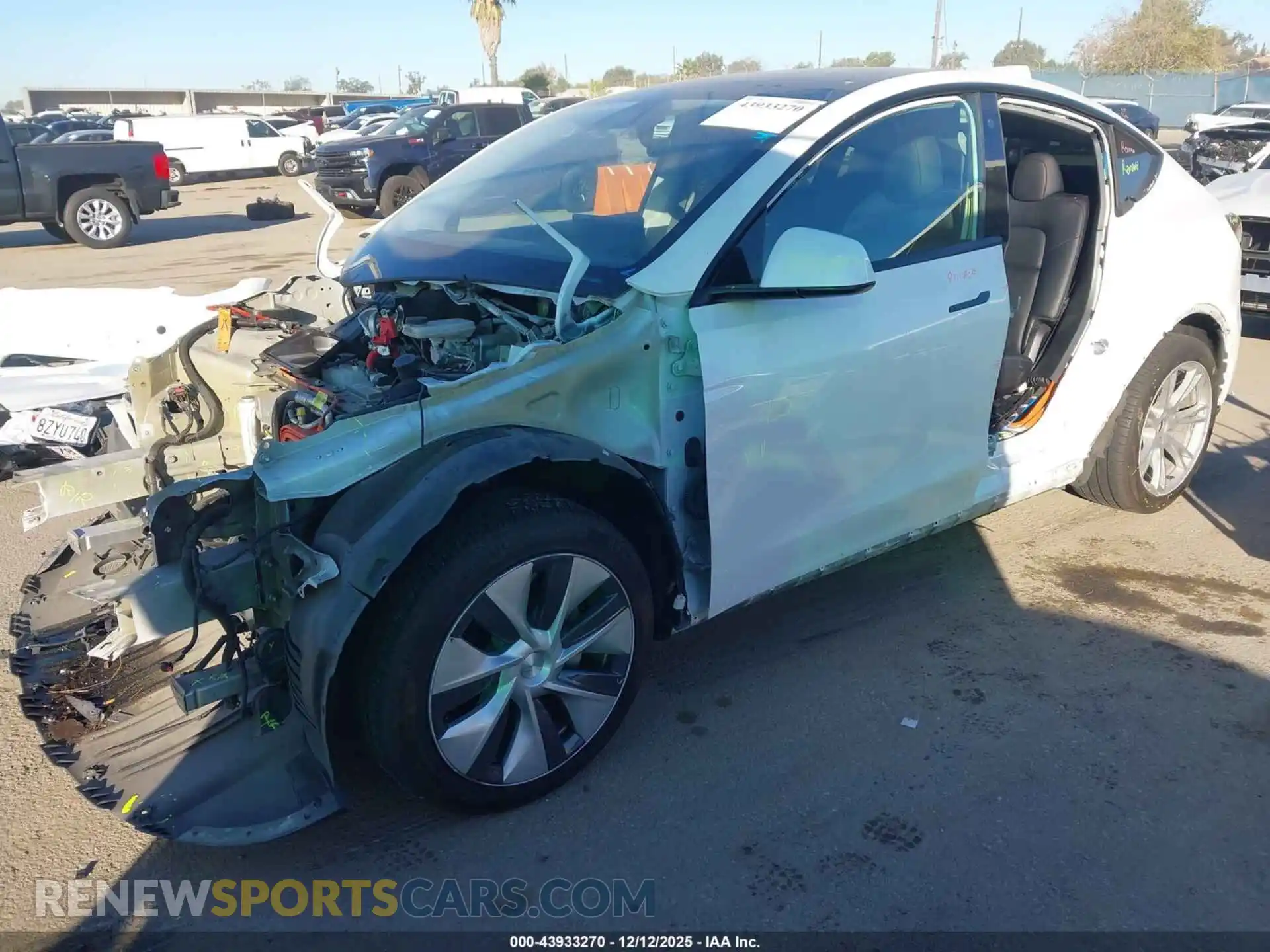 2 fotografías del automóvil dañado 7SAYGDEE8NF361918 TESLA MODEL Y 2022