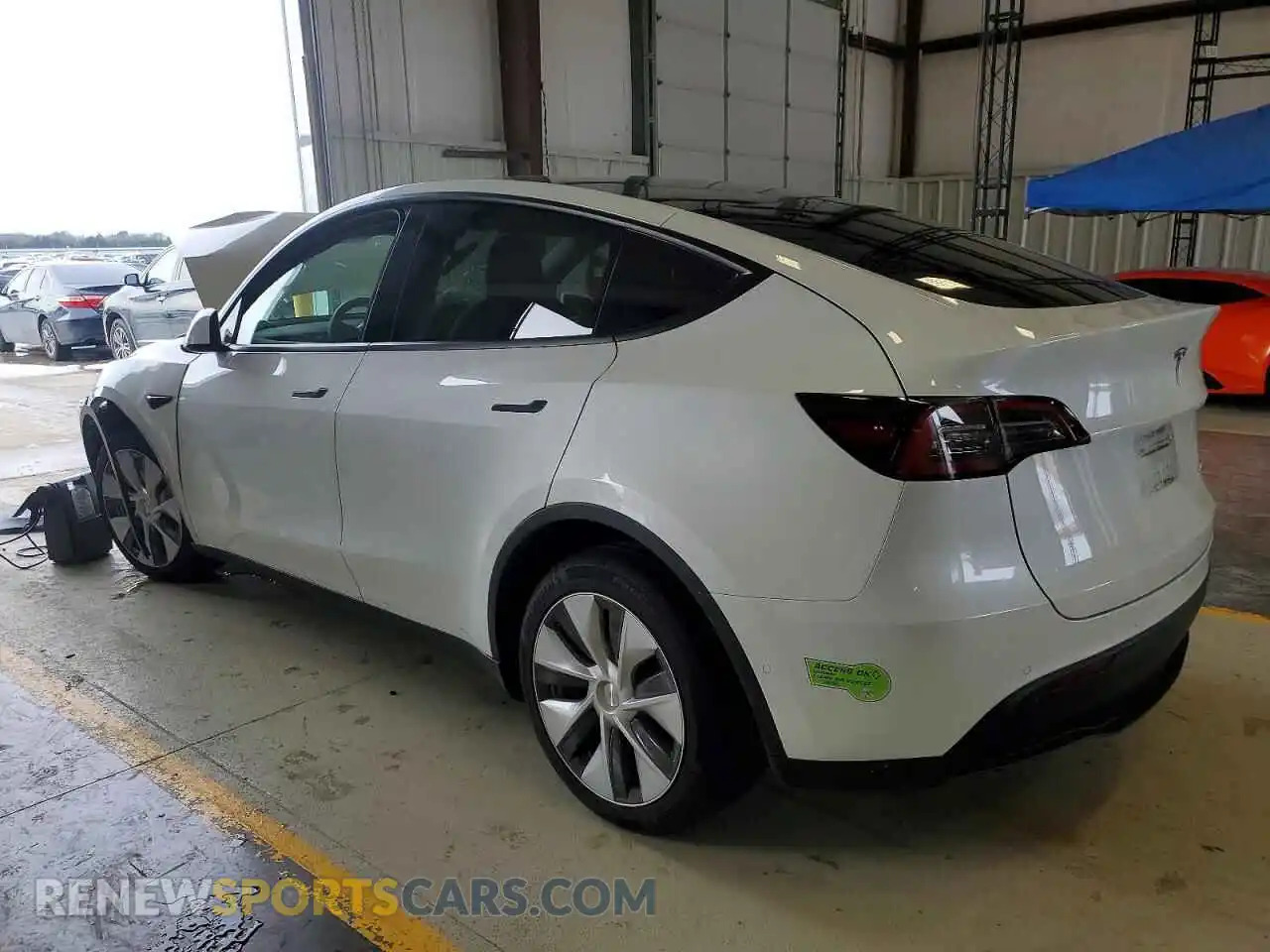 2 Photograph of a damaged car 7SAYGDEE8NF504530 TESLA MODEL Y 2022