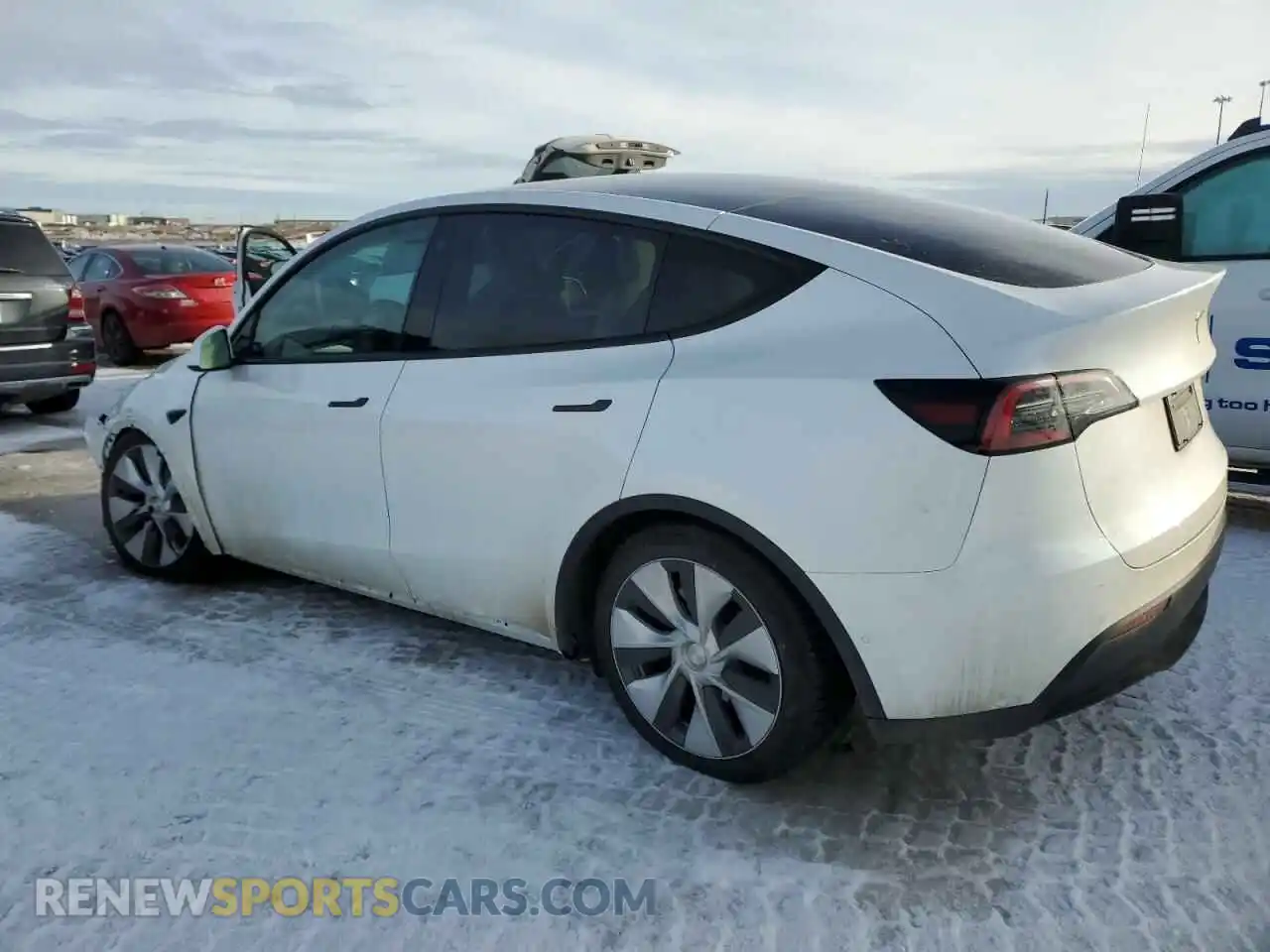 2 fotografías del automóvil dañado 7SAYGDEE8NF549841 TESLA MODEL Y 2022