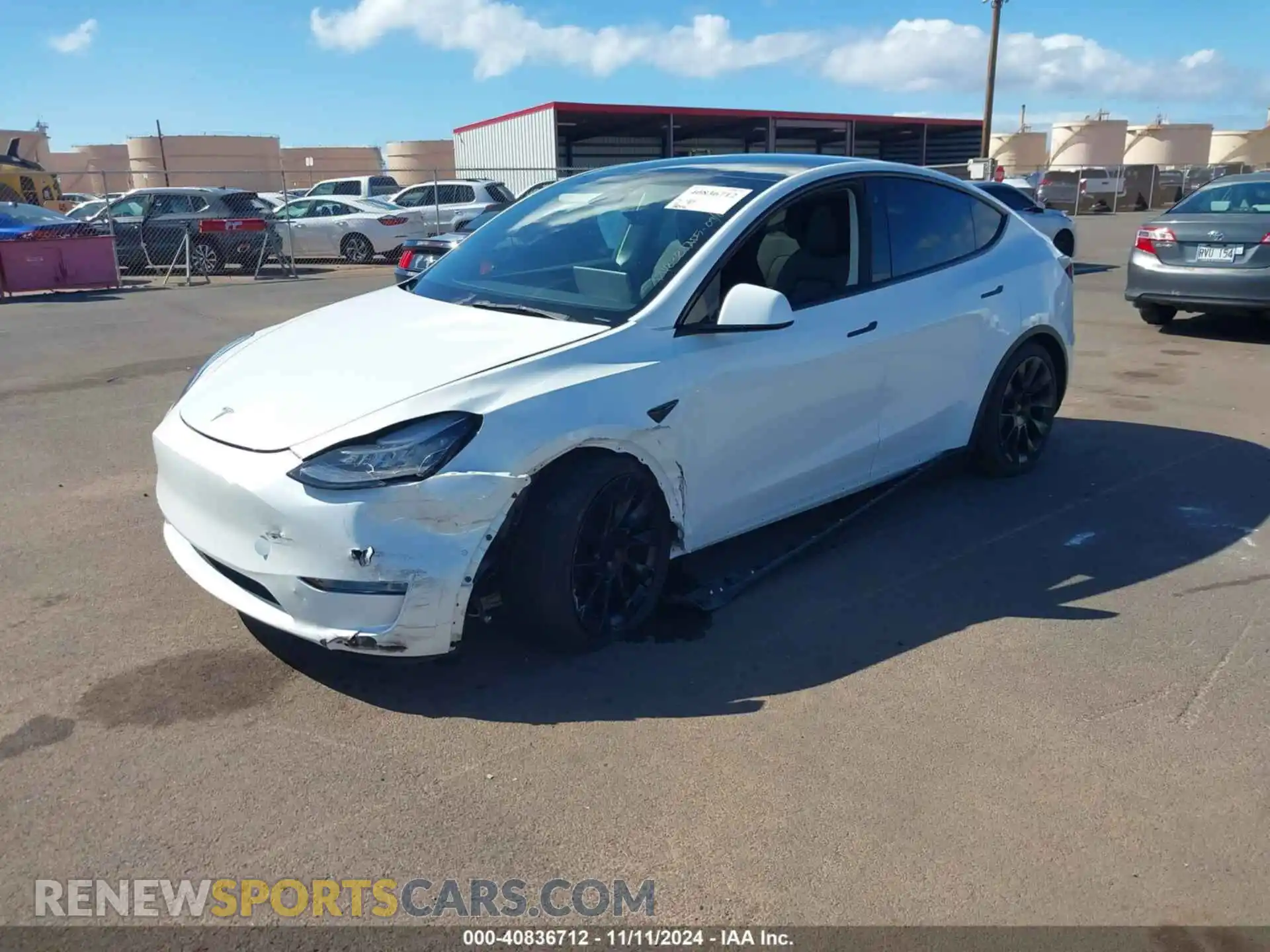 2 Photograph of a damaged car 7SAYGDEE8NF573282 TESLA MODEL Y 2022
