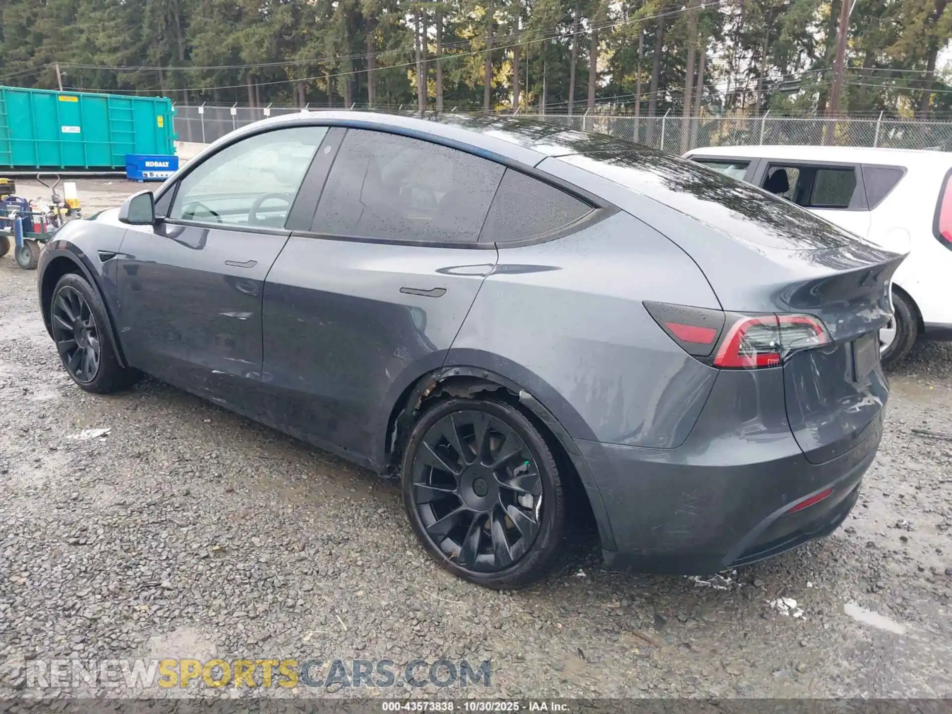 3 Photograph of a damaged car 7SAYGDEE8NF576652 TESLA MODEL Y 2022