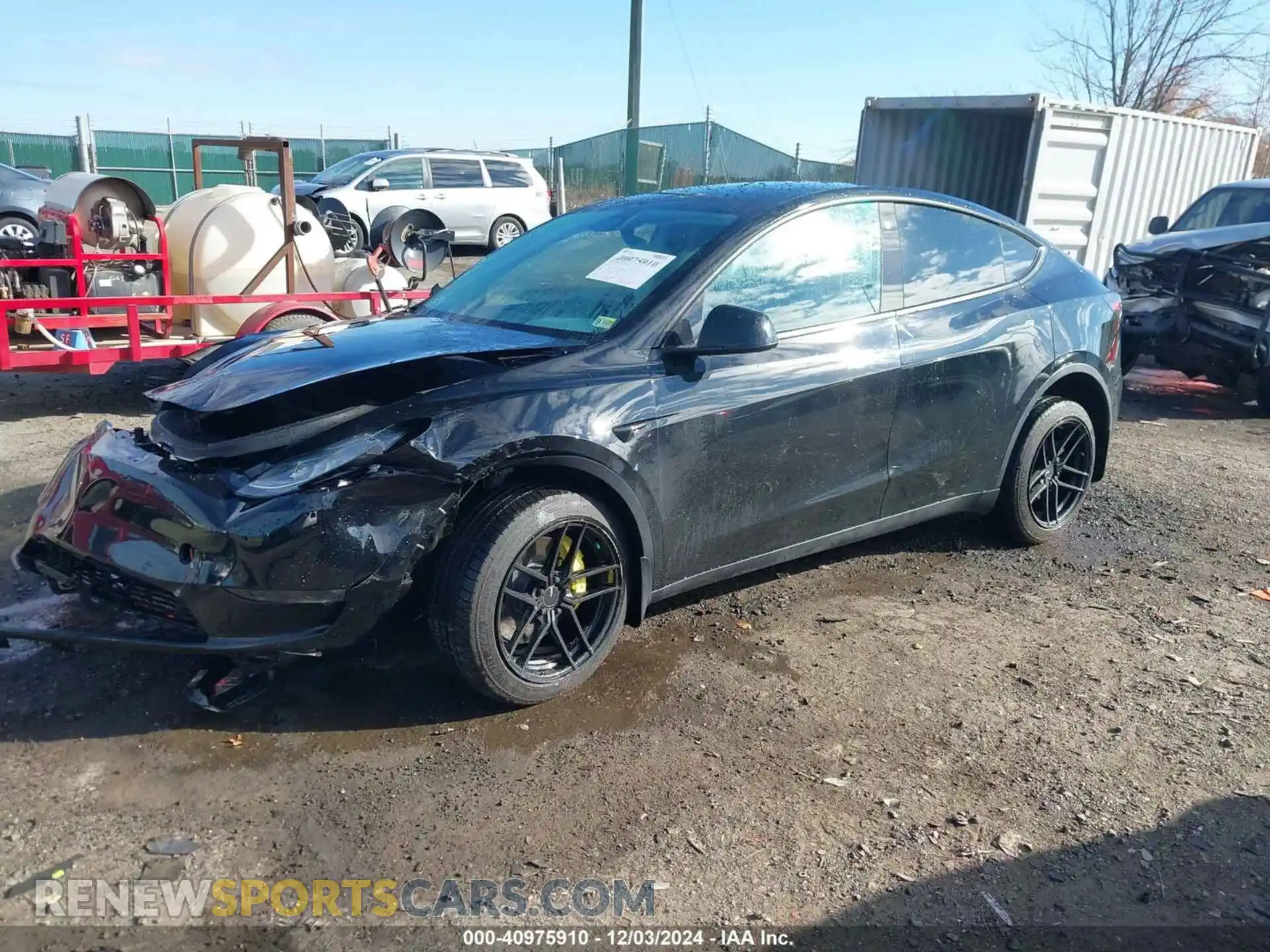 2 Photograph of a damaged car 7SAYGDEE9NA008200 TESLA MODEL Y 2022