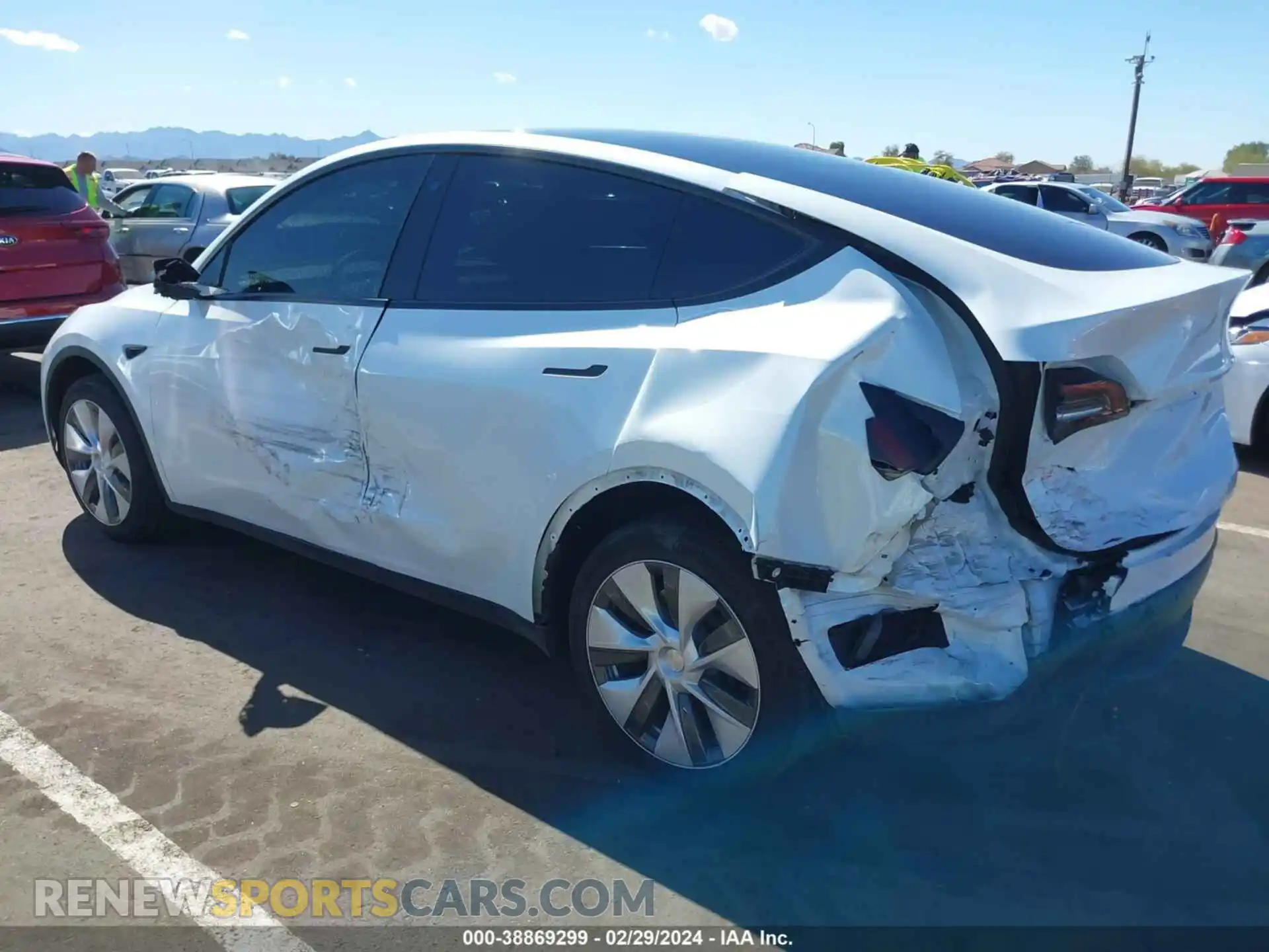 3 Photograph of a damaged car 7SAYGDEE9NA015552 TESLA MODEL Y 2022