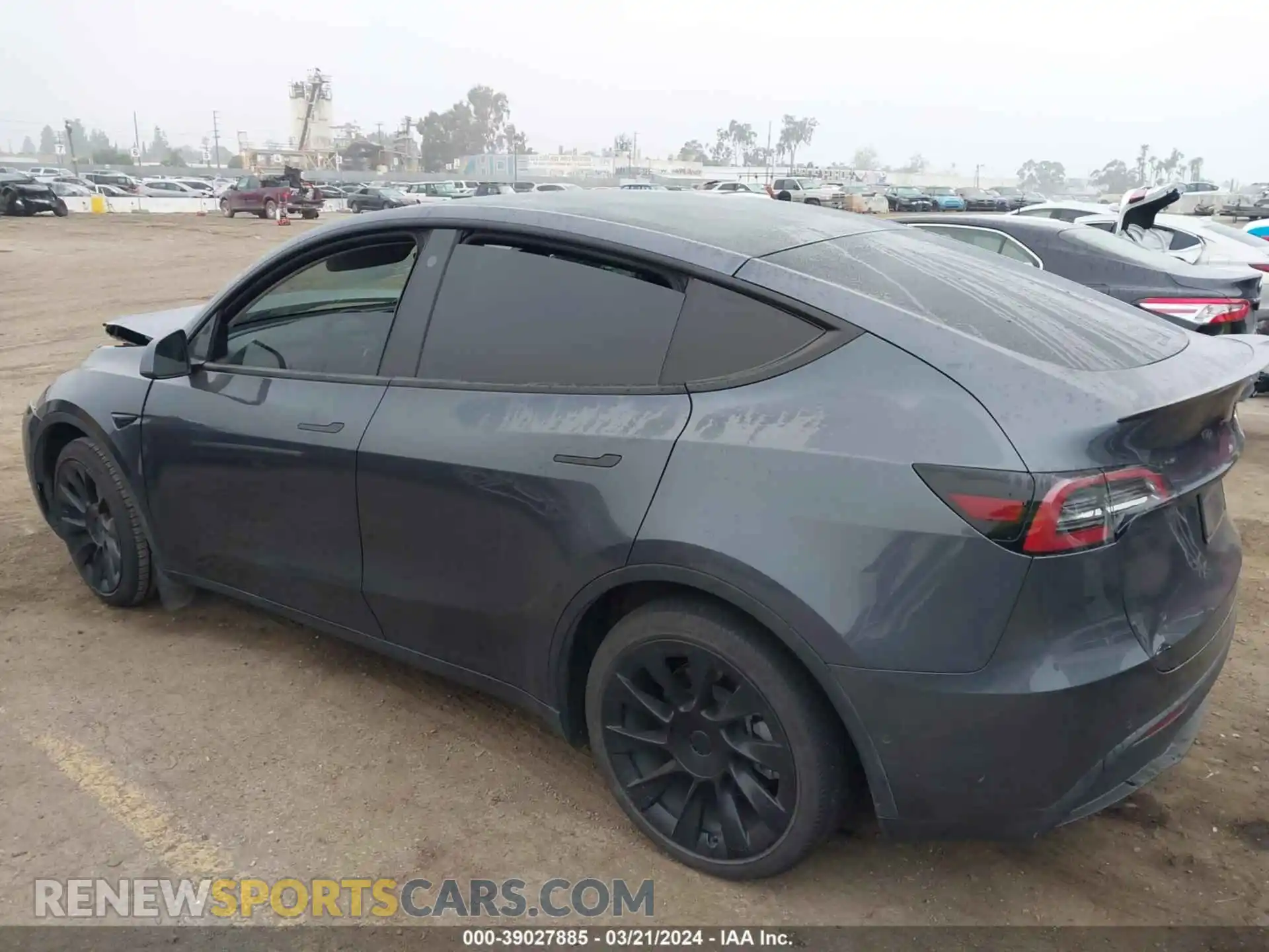 3 Photograph of a damaged car 7SAYGDEE9NF307513 TESLA MODEL Y 2022