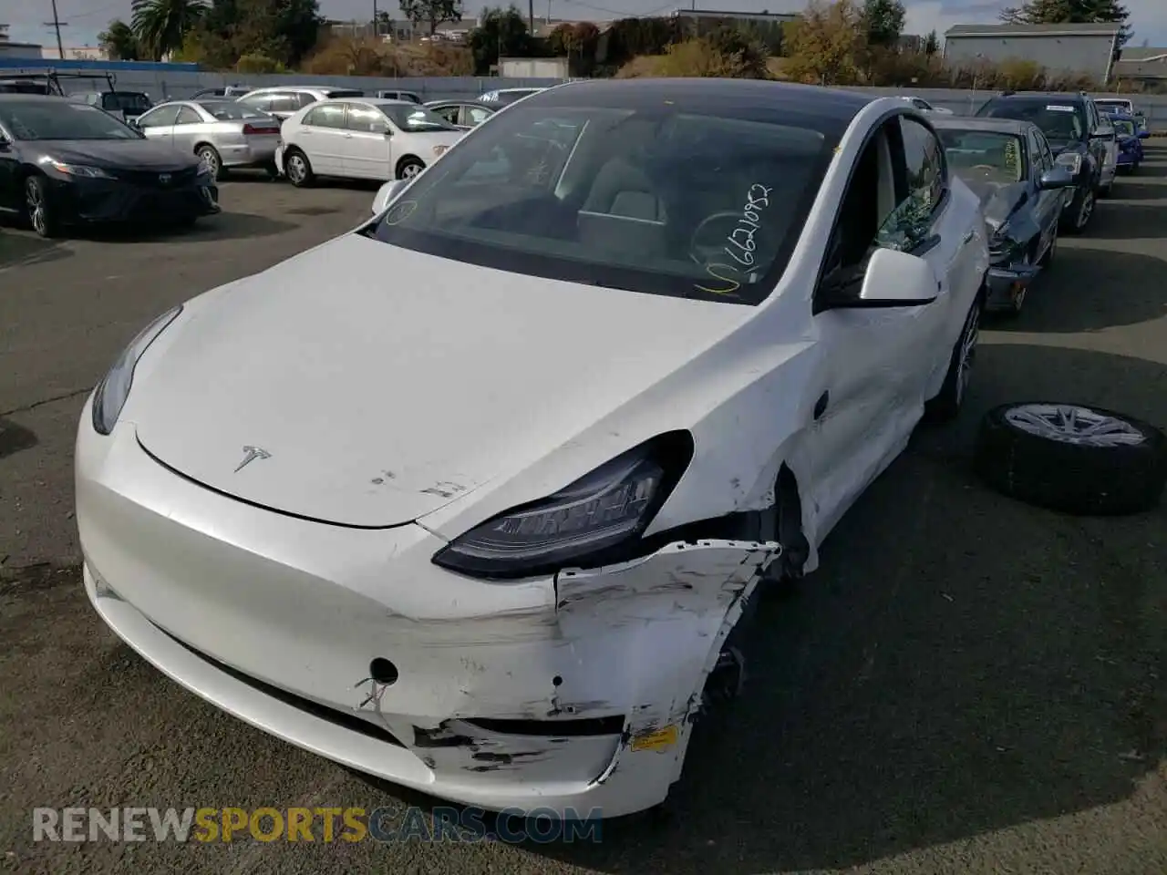 2 Photograph of a damaged car 7SAYGDEE9NF352967 TESLA MODEL Y 2022