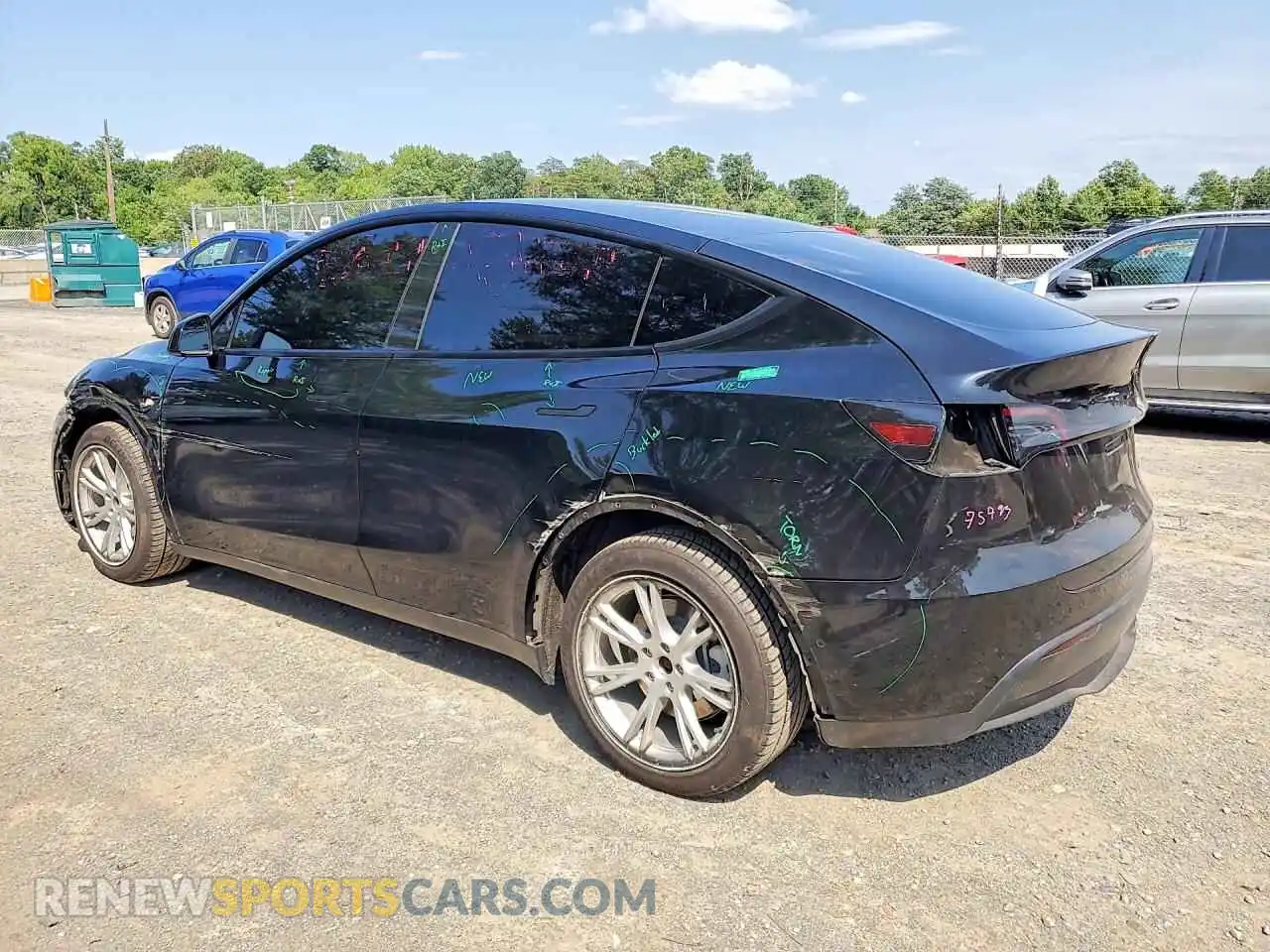 2 Photograph of a damaged car 7SAYGDEE9NF422399 TESLA MODEL Y 2022