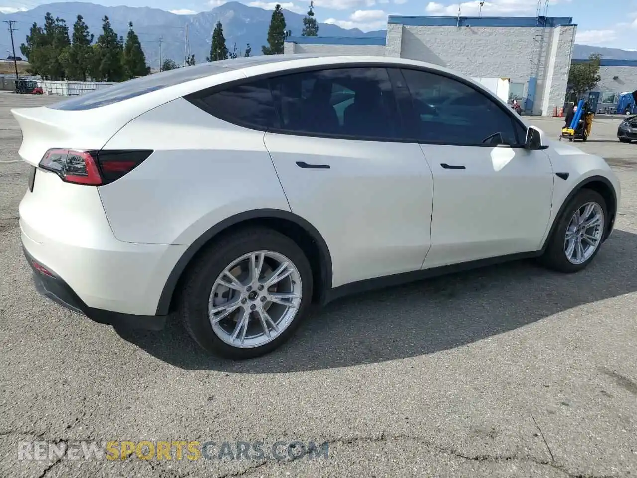 3 Photograph of a damaged car 7SAYGDEE9NF437856 TESLA MODEL Y 2022