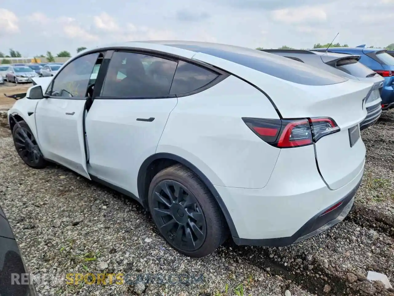 2 Photograph of a damaged car 7SAYGDEE9NF441065 TESLA MODEL Y 2022