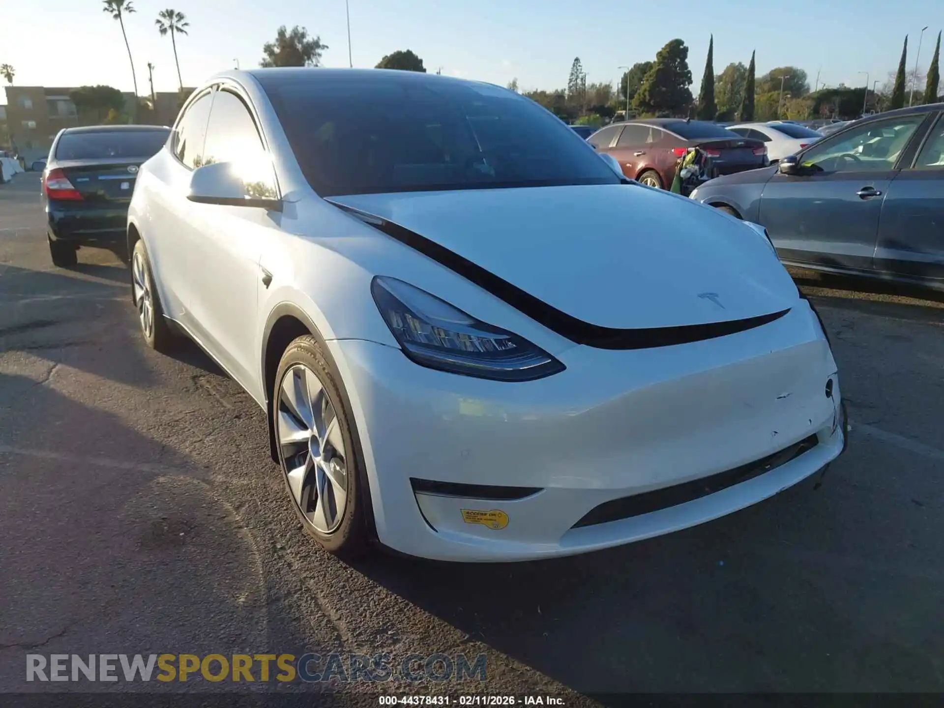 1 fotografías del automóvil dañado 7SAYGDEE9NF453443 TESLA MODEL Y 2022