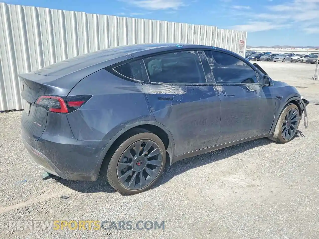 3 fotografías del automóvil dañado 7SAYGDEE9NF494882 TESLA MODEL Y 2022