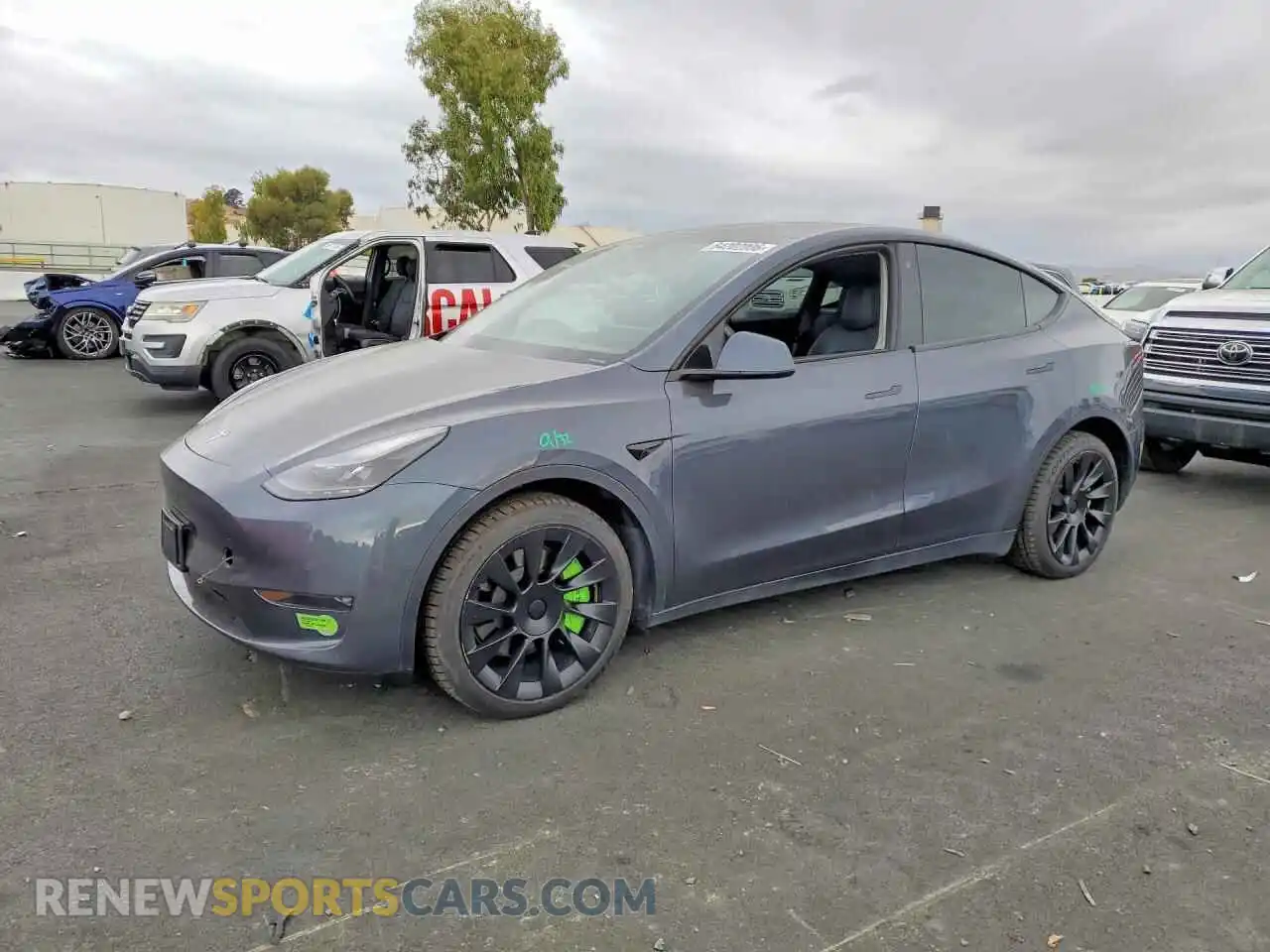 1 Photograph of a damaged car 7SAYGDEE9NF559374 TESLA MODEL Y 2022