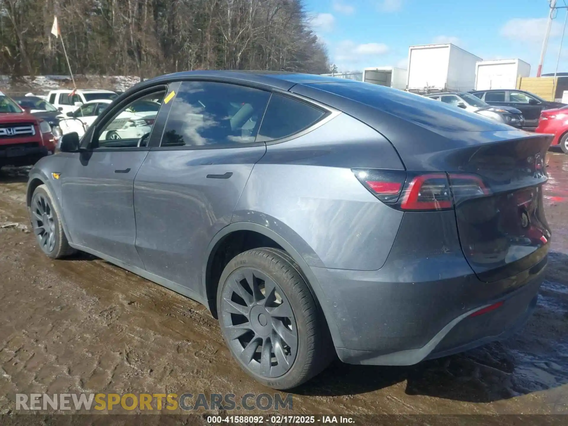 3 Photograph of a damaged car 7SAYGDEEXNA009422 TESLA MODEL Y 2022