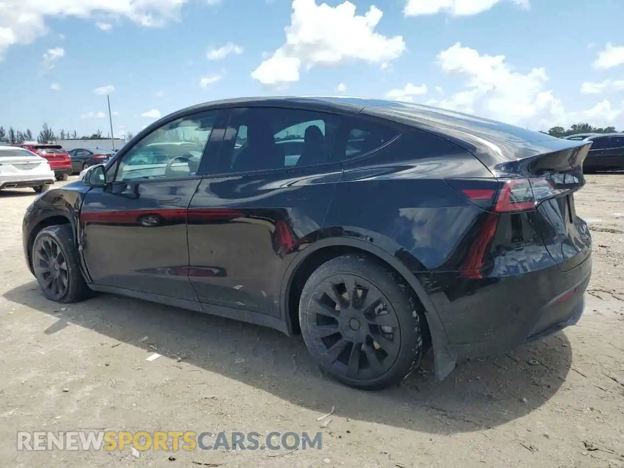 2 Photograph of a damaged car 7SAYGDEEXNA013681 TESLA MODEL Y 2022