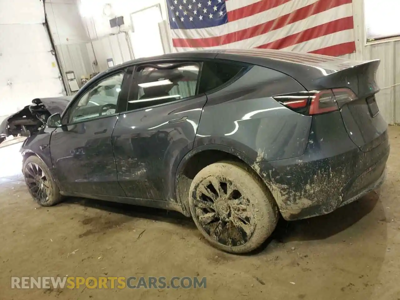 2 Photograph of a damaged car 7SAYGDEEXNA017701 TESLA MODEL Y 2022