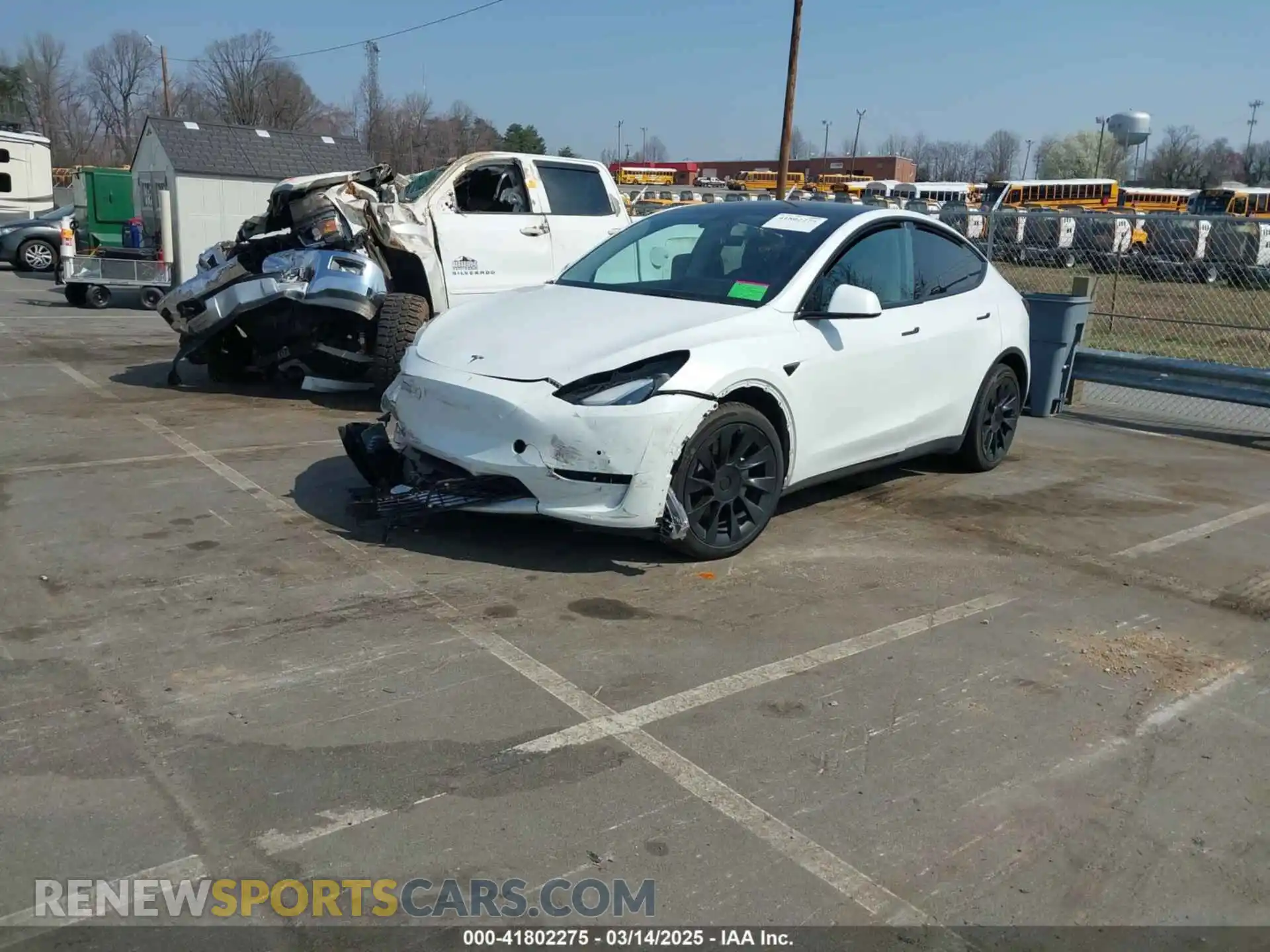 2 Photograph of a damaged car 7SAYGDEEXNF314213 TESLA MODEL Y 2022