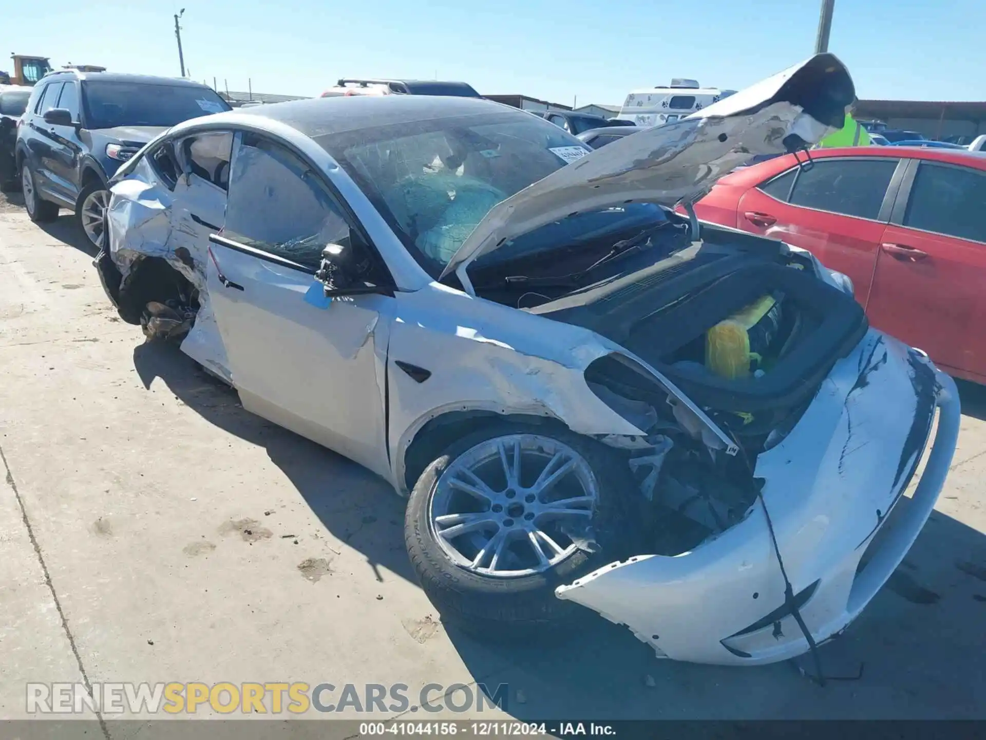 1 Photograph of a damaged car 7SAYGDEEXNF340357 TESLA MODEL Y 2022