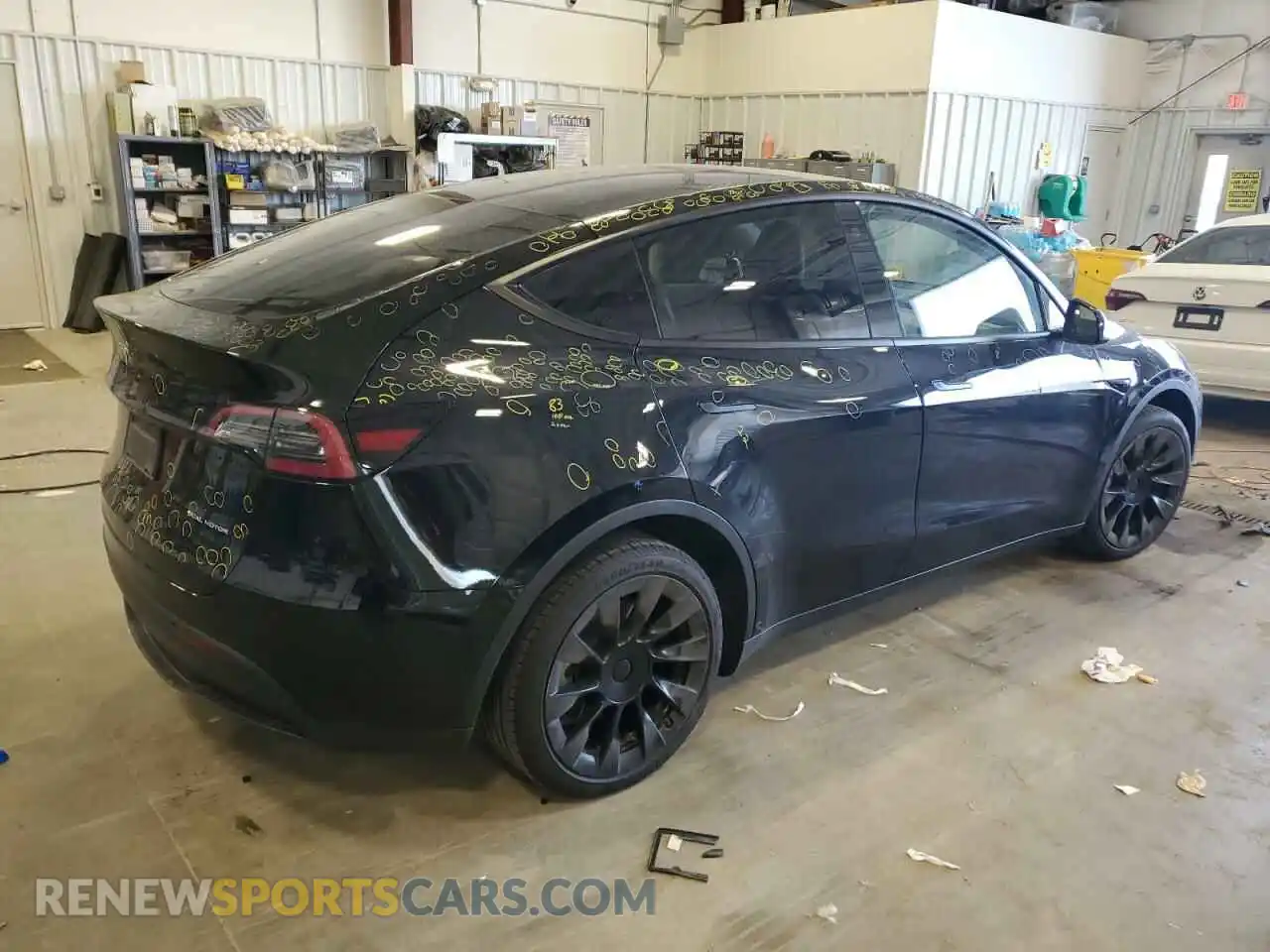 3 Photograph of a damaged car 7SAYGDEEXNF342349 TESLA MODEL Y 2022