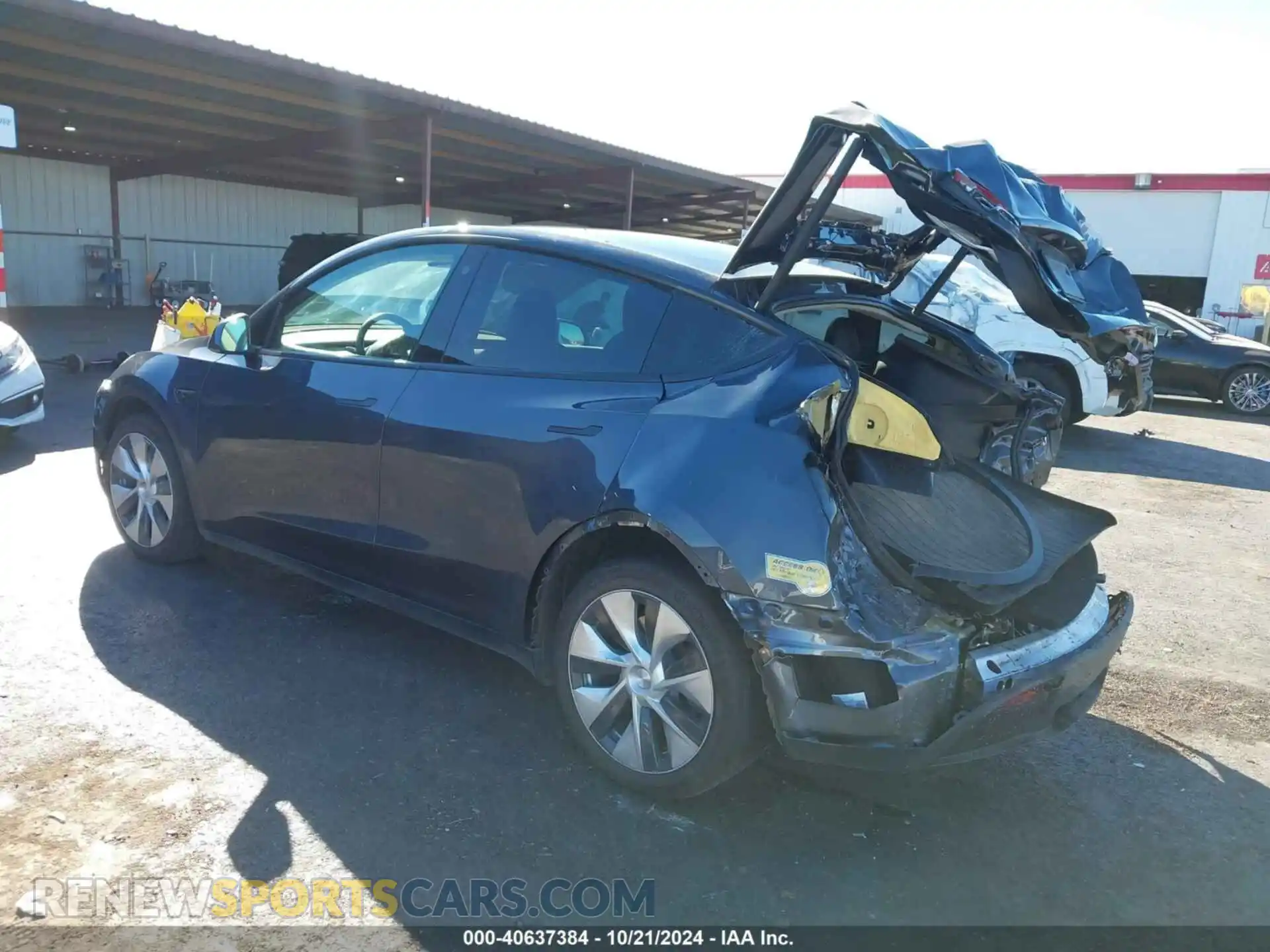 3 Photograph of a damaged car 7SAYGDEEXNF348605 TESLA MODEL Y 2022
