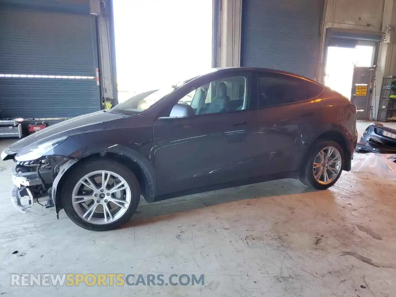1 Photograph of a damaged car 7SAYGDEEXNF357398 TESLA MODEL Y 2022