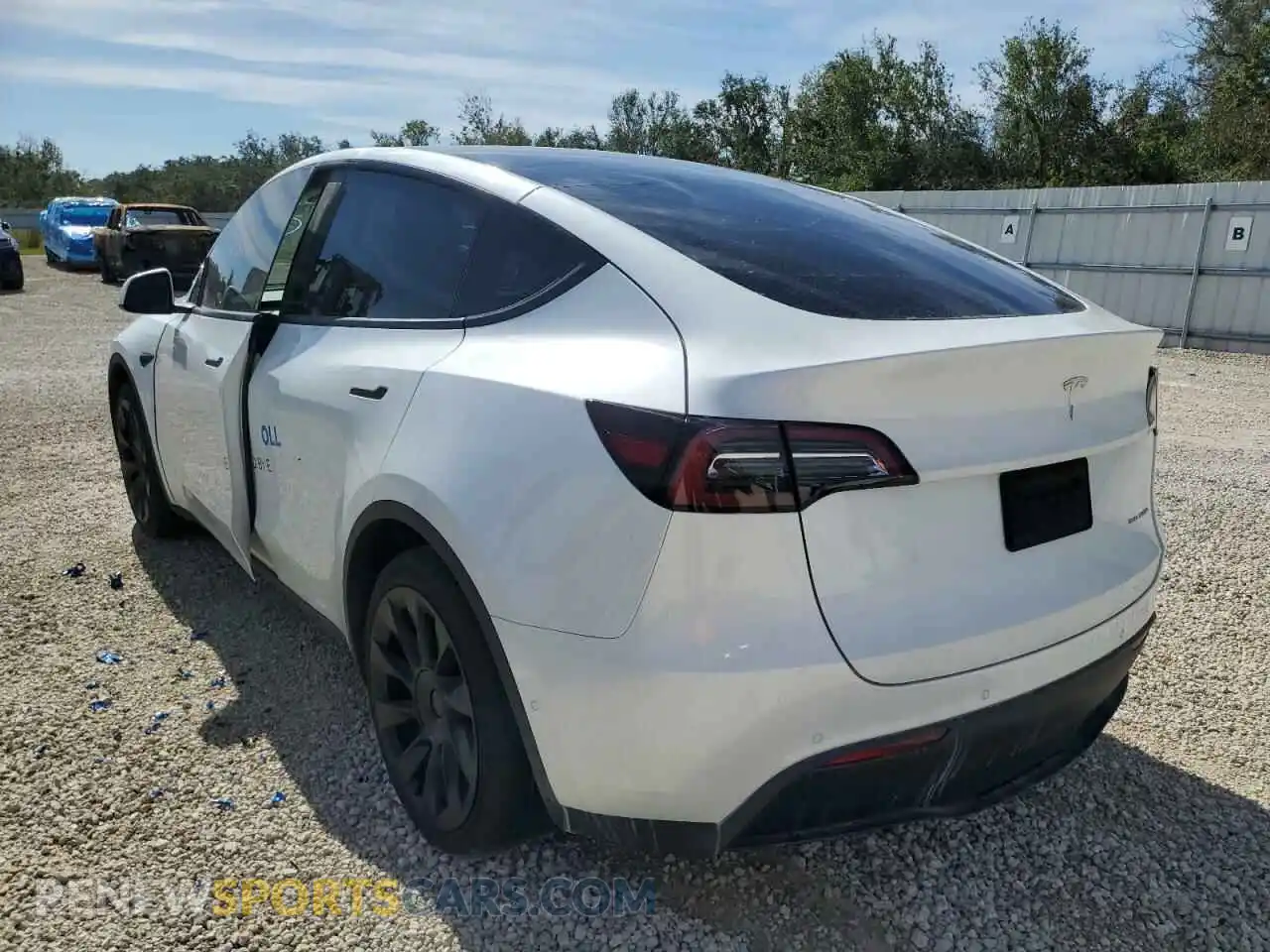 3 Photograph of a damaged car 7SAYGDEEXNF362231 TESLA MODEL Y 2022