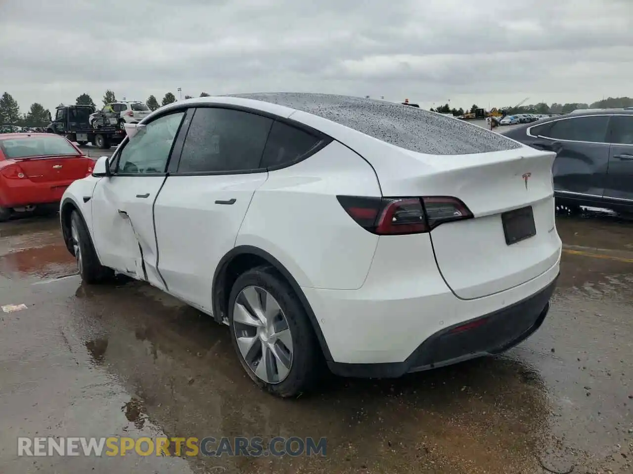 2 Photograph of a damaged car 7SAYGDEEXNF400511 TESLA MODEL Y 2022