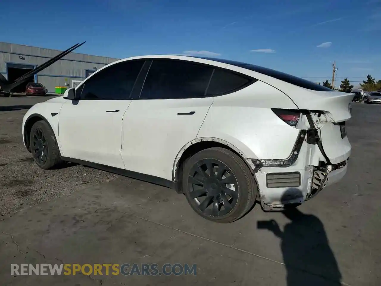 2 Photograph of a damaged car 7SAYGDEEXNF408169 TESLA MODEL Y 2022