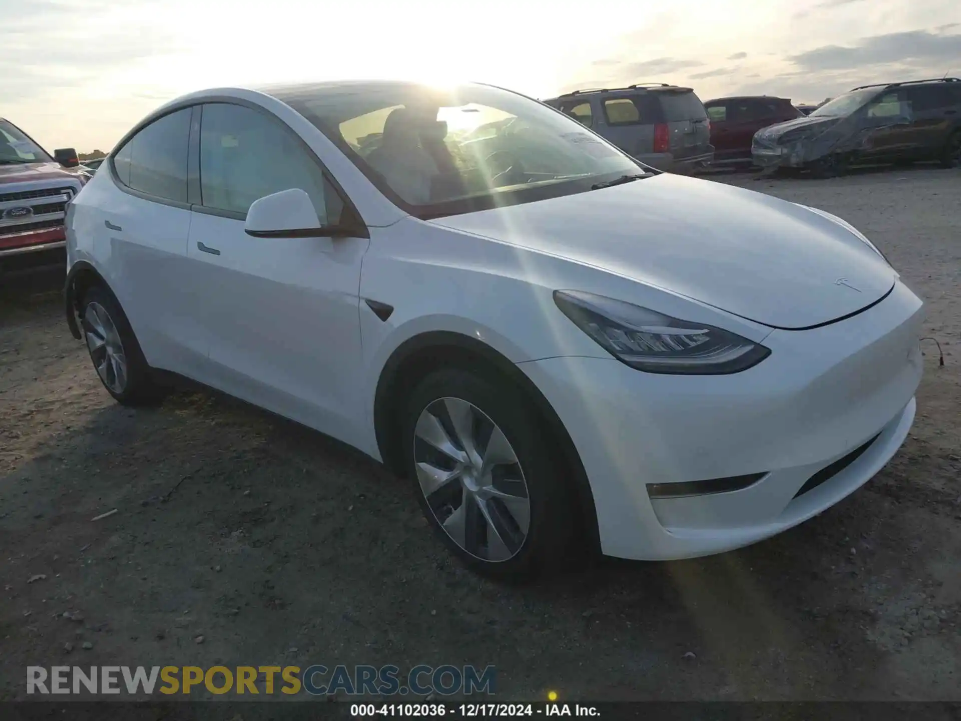 1 Photograph of a damaged car 7SAYGDEEXNF425392 TESLA MODEL Y 2022