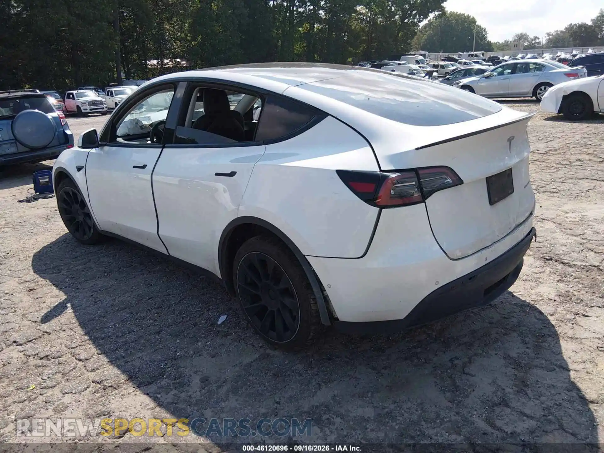 3 Photograph of a damaged car 7SAYGDEEXNF427014 TESLA MODEL Y 2022