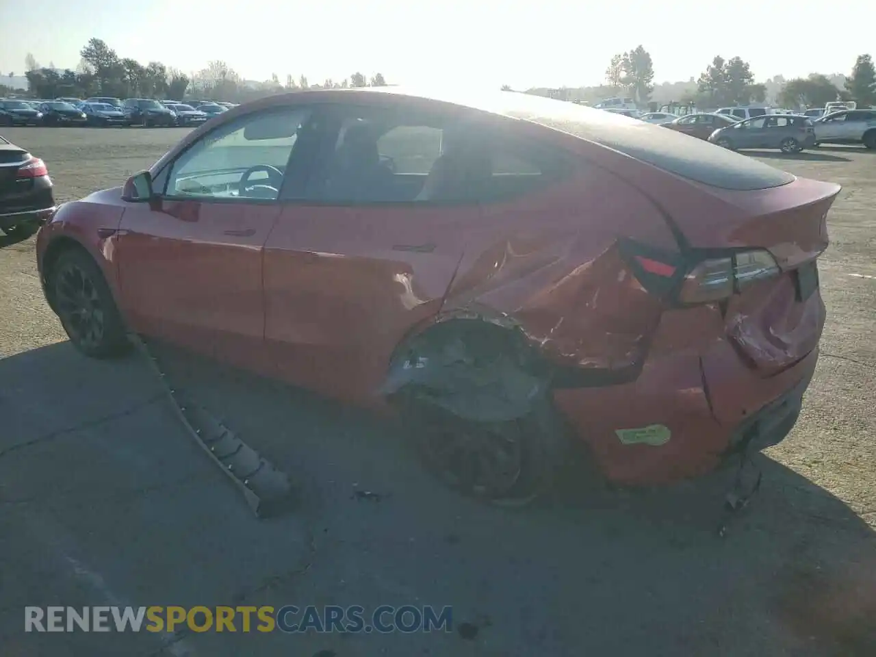 2 Photograph of a damaged car 7SAYGDEEXNF562025 TESLA MODEL Y 2022