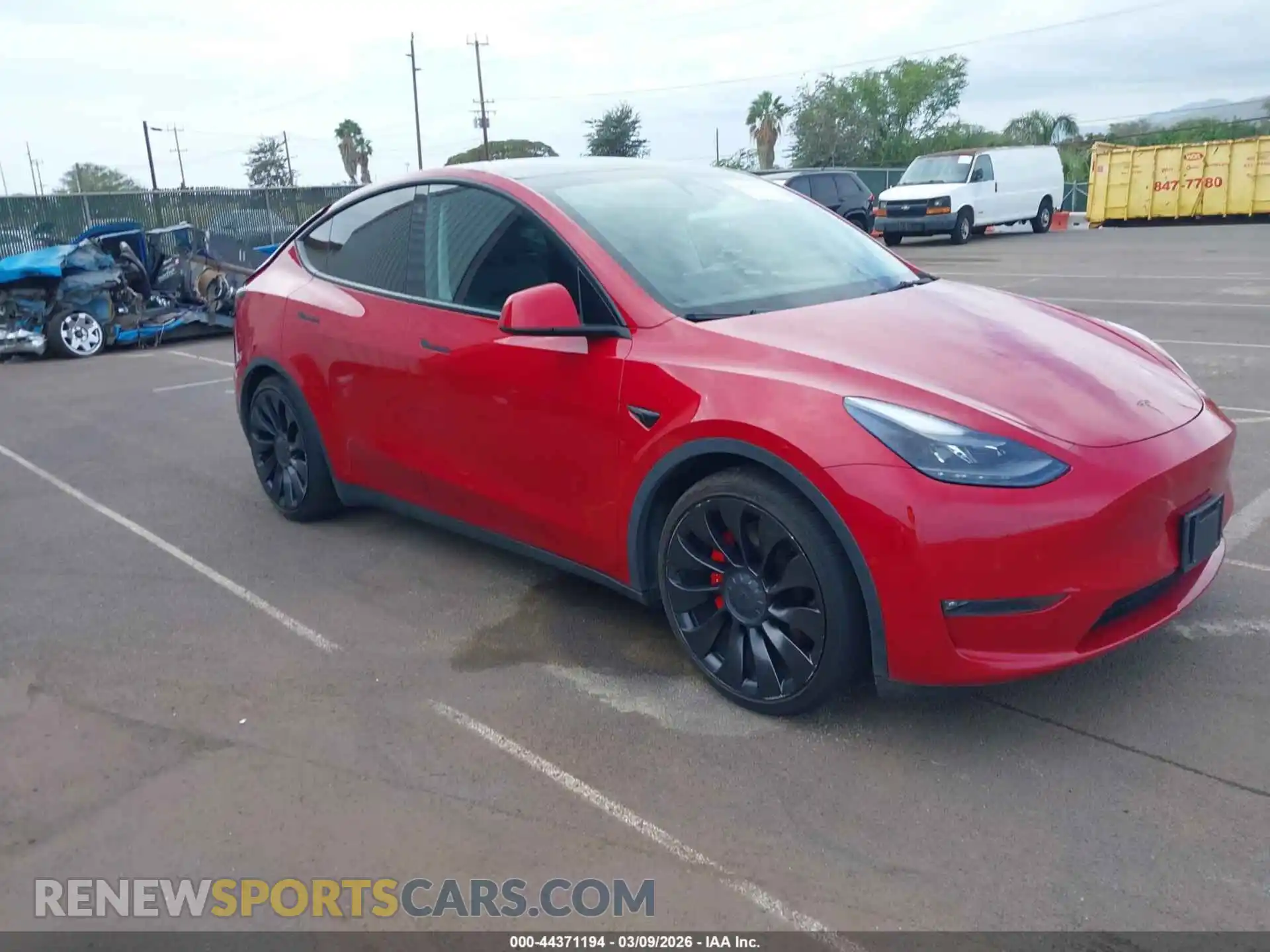 1 Photograph of a damaged car 7SAYGDEF0NF394825 TESLA MODEL Y 2022
