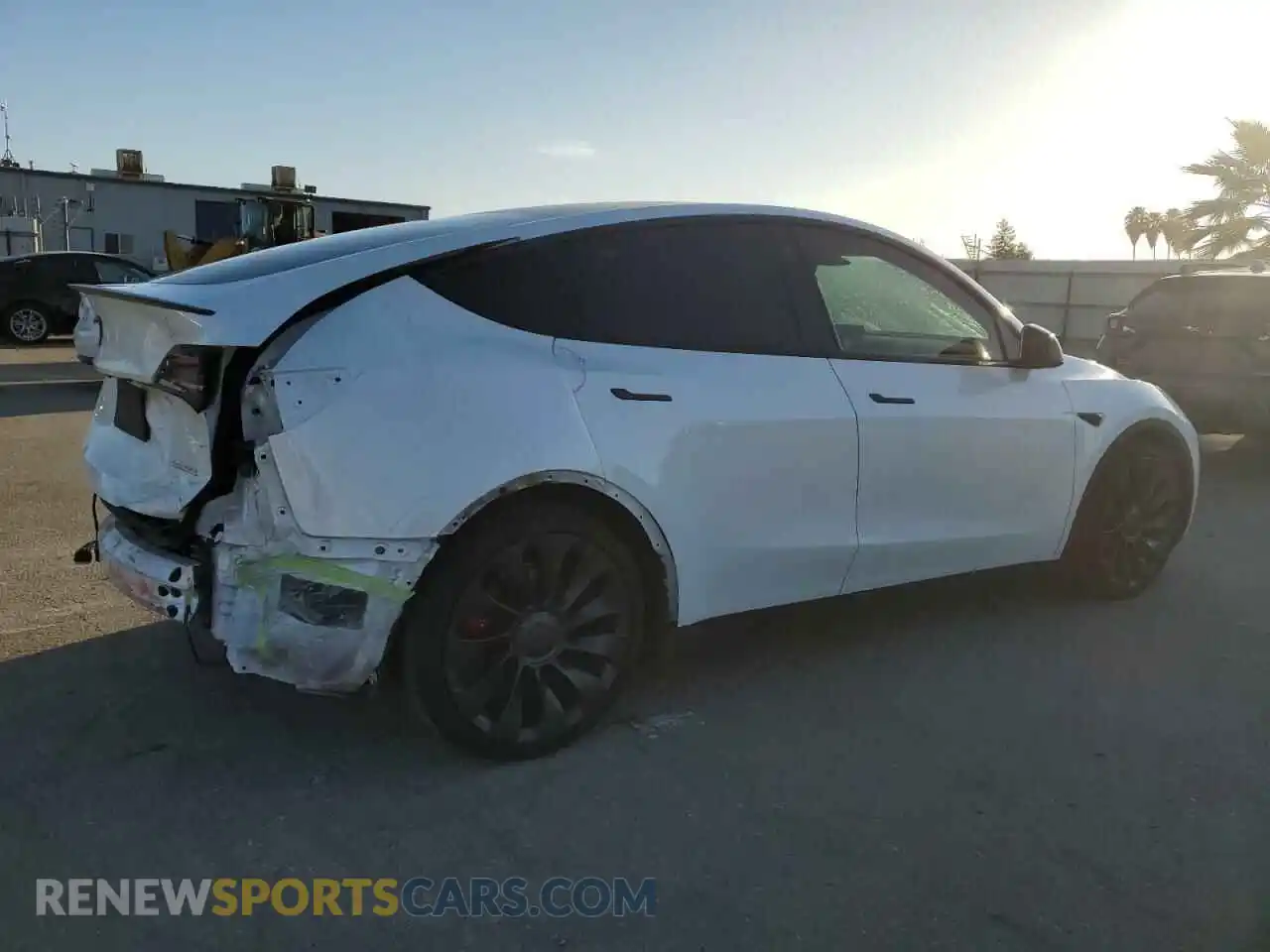 3 Photograph of a damaged car 7SAYGDEF0NF397241 TESLA MODEL Y 2022