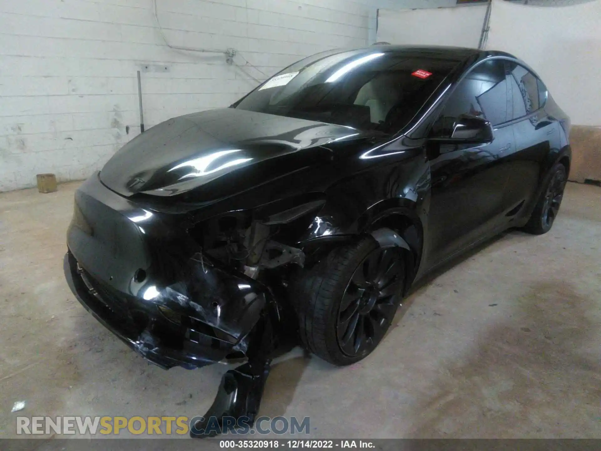 2 Photograph of a damaged car 7SAYGDEF0NF411252 TESLA MODEL Y 2022