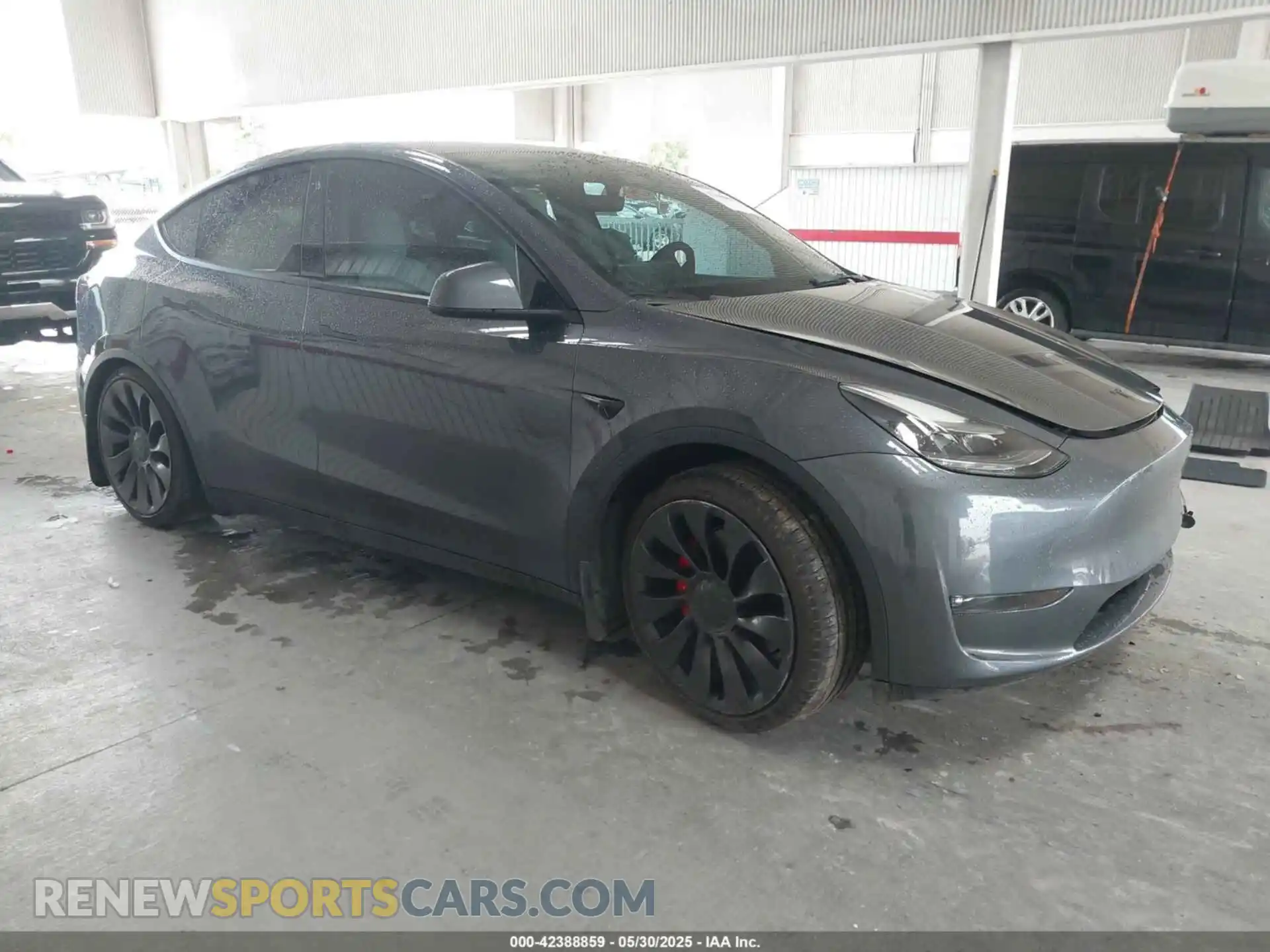 1 Photograph of a damaged car 7SAYGDEF0NF451010 TESLA MODEL Y 2022
