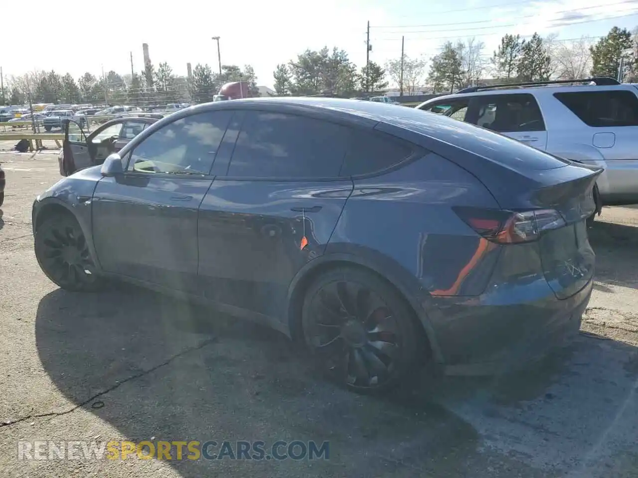 2 Photograph of a damaged car 7SAYGDEF0NF452111 TESLA MODEL Y 2022