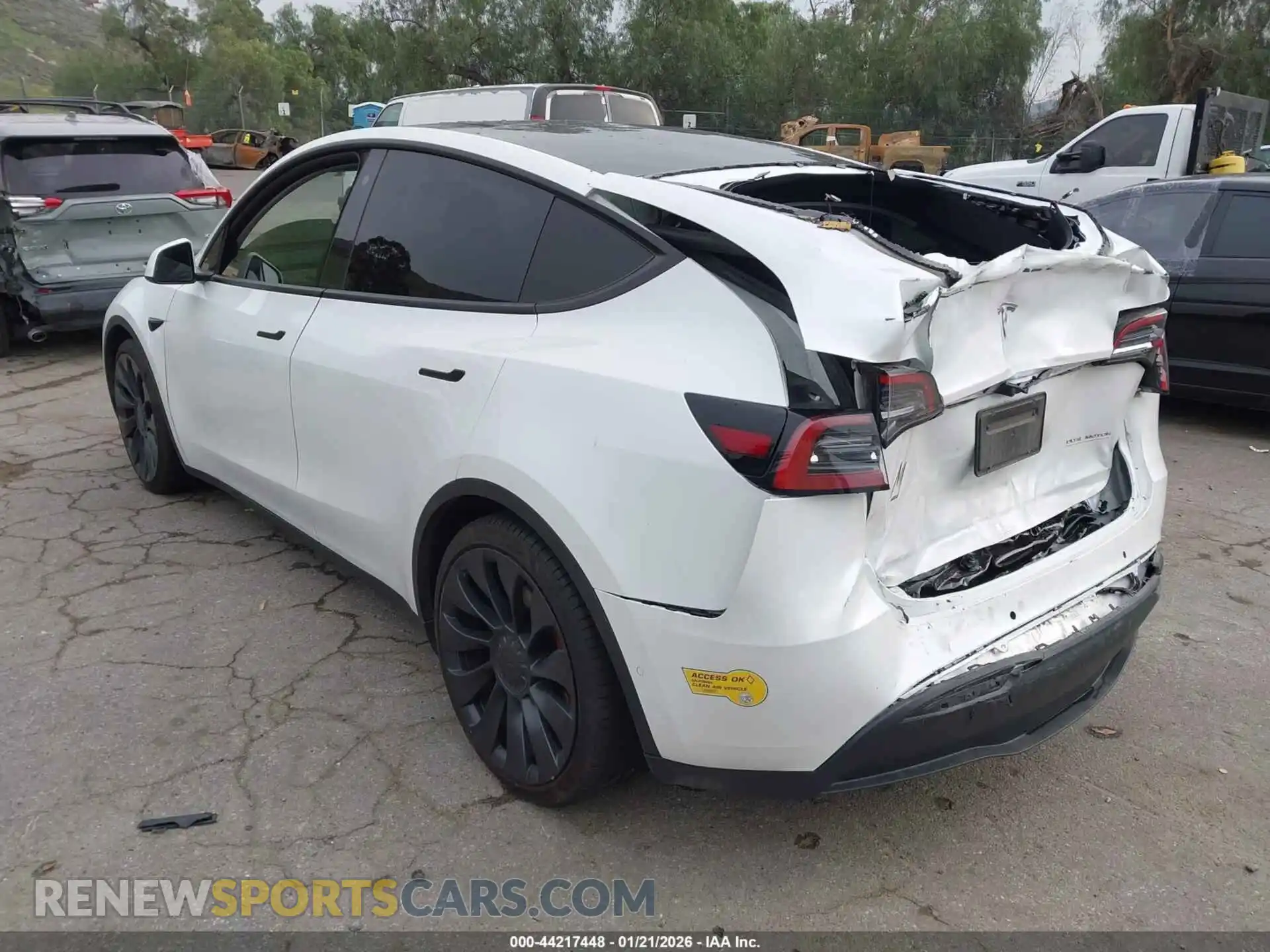 3 Photograph of a damaged car 7SAYGDEF0NF452741 TESLA MODEL Y 2022