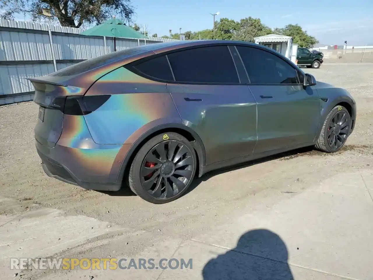 3 Photograph of a damaged car 7SAYGDEF0NF493807 TESLA MODEL Y 2022