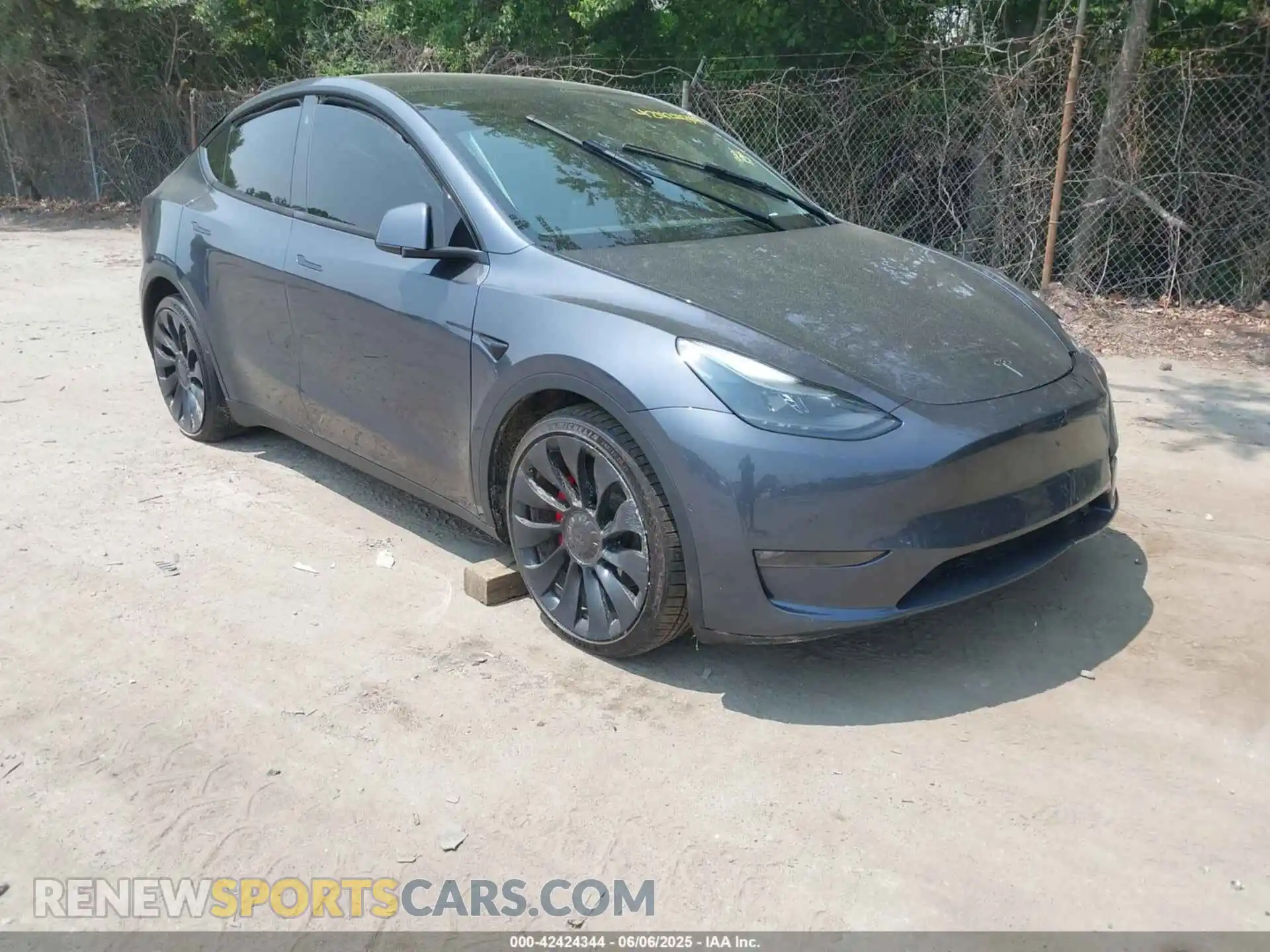 1 Photograph of a damaged car 7SAYGDEF0NF516938 TESLA MODEL Y 2022