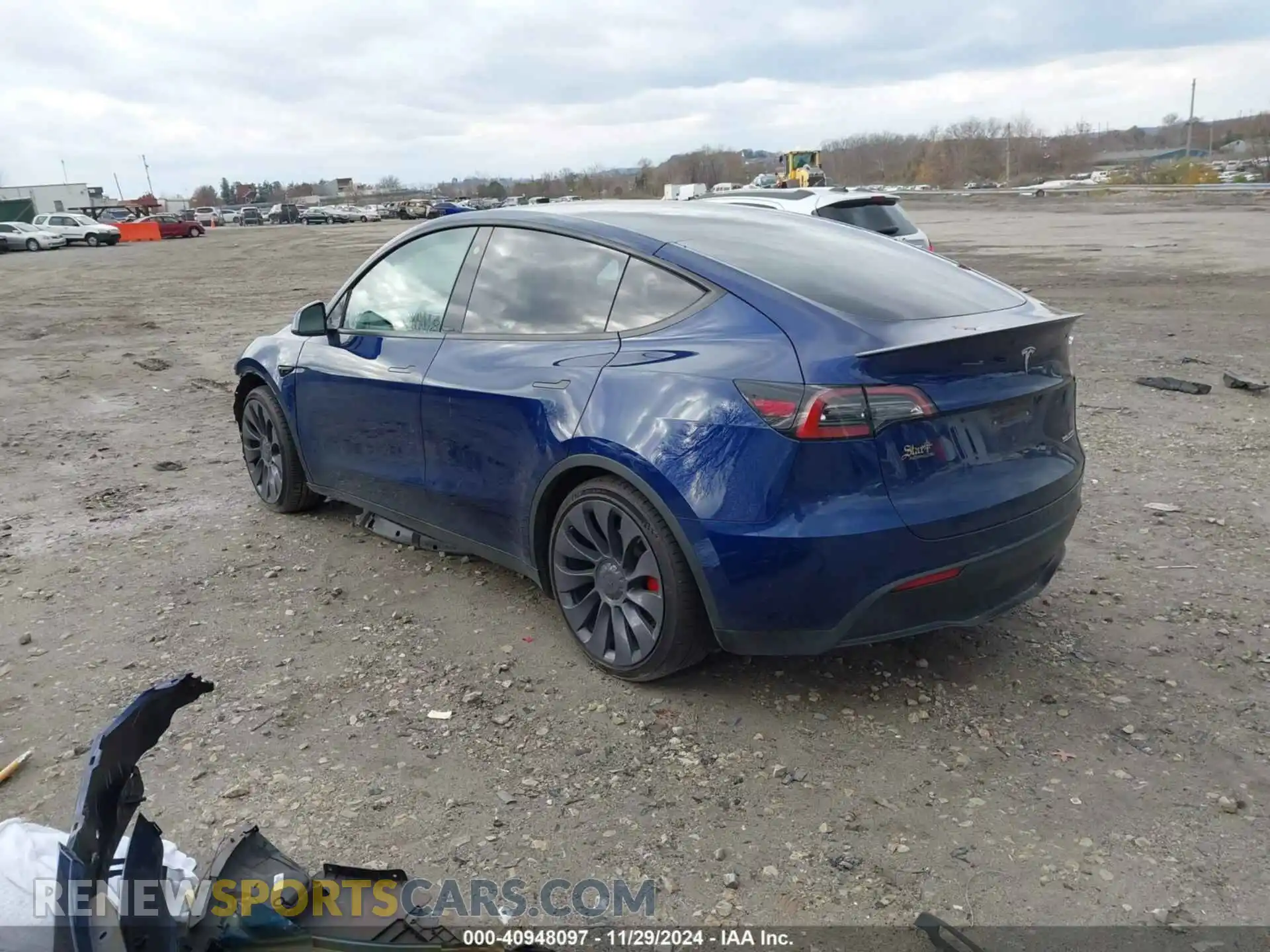 3 Photograph of a damaged car 7SAYGDEF0NF524067 TESLA MODEL Y 2022