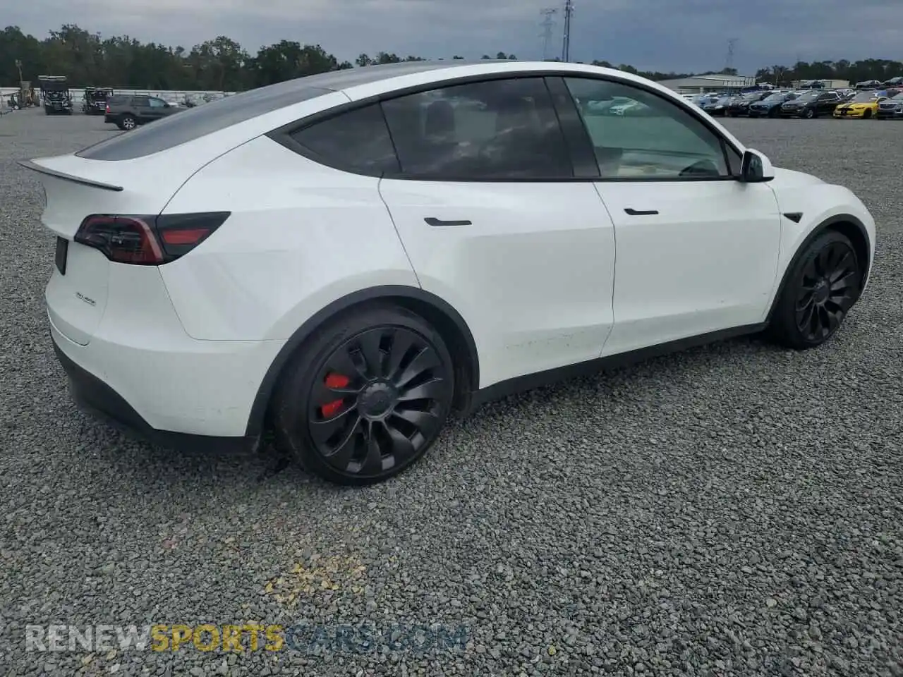 3 Photograph of a damaged car 7SAYGDEF0NF532881 TESLA MODEL Y 2022