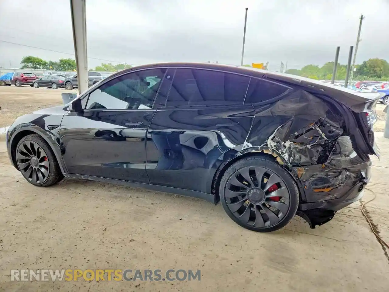 2 Photograph of a damaged car 7SAYGDEF0NF576394 TESLA MODEL Y 2022