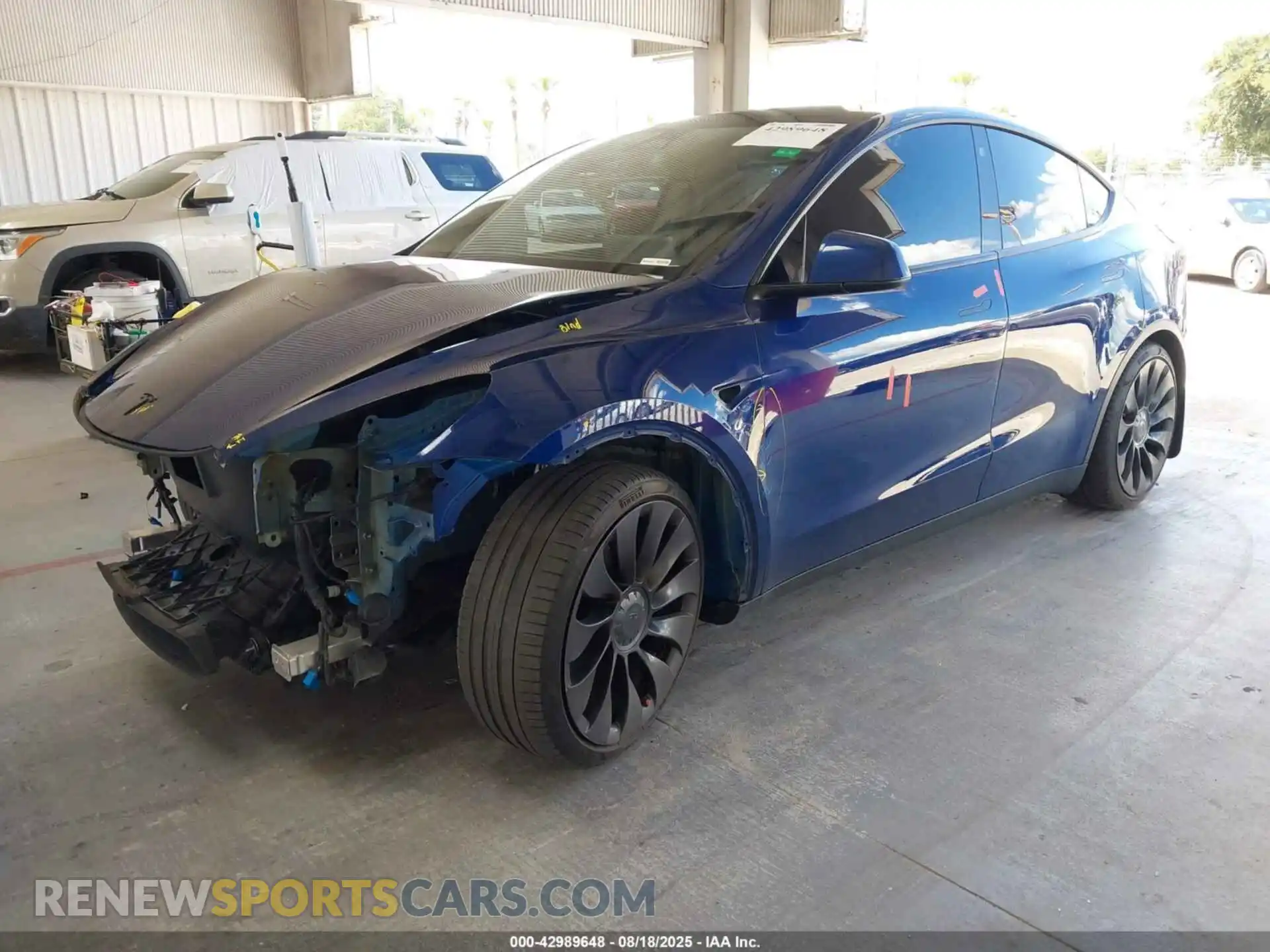 2 Photograph of a damaged car 7SAYGDEF1NF377256 TESLA MODEL Y 2022