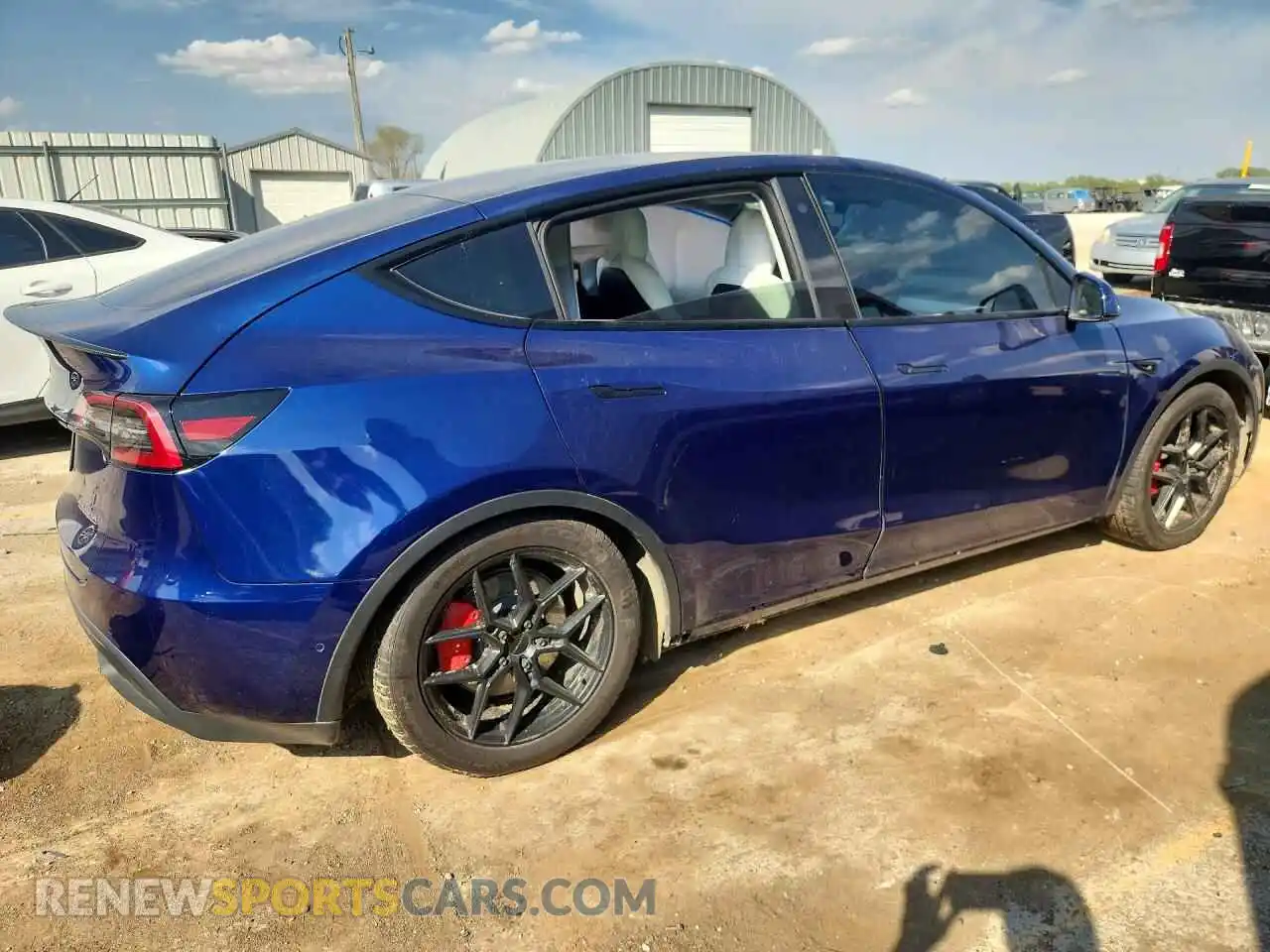 3 Photograph of a damaged car 7SAYGDEF1NF381937 TESLA MODEL Y 2022