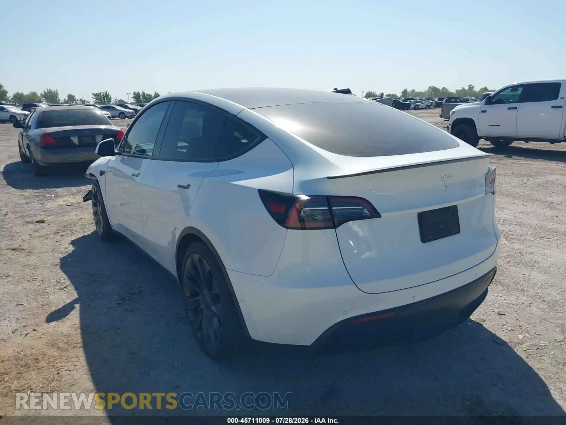 3 Photograph of a damaged car 7SAYGDEF1NF397958 TESLA MODEL Y 2022