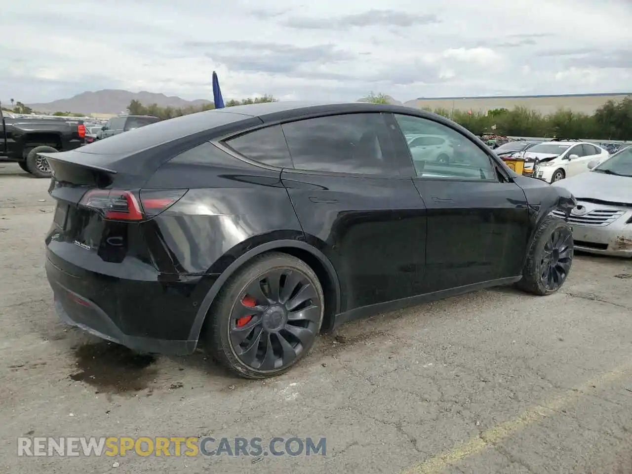 3 Photograph of a damaged car 7SAYGDEF1NF407985 TESLA MODEL Y 2022