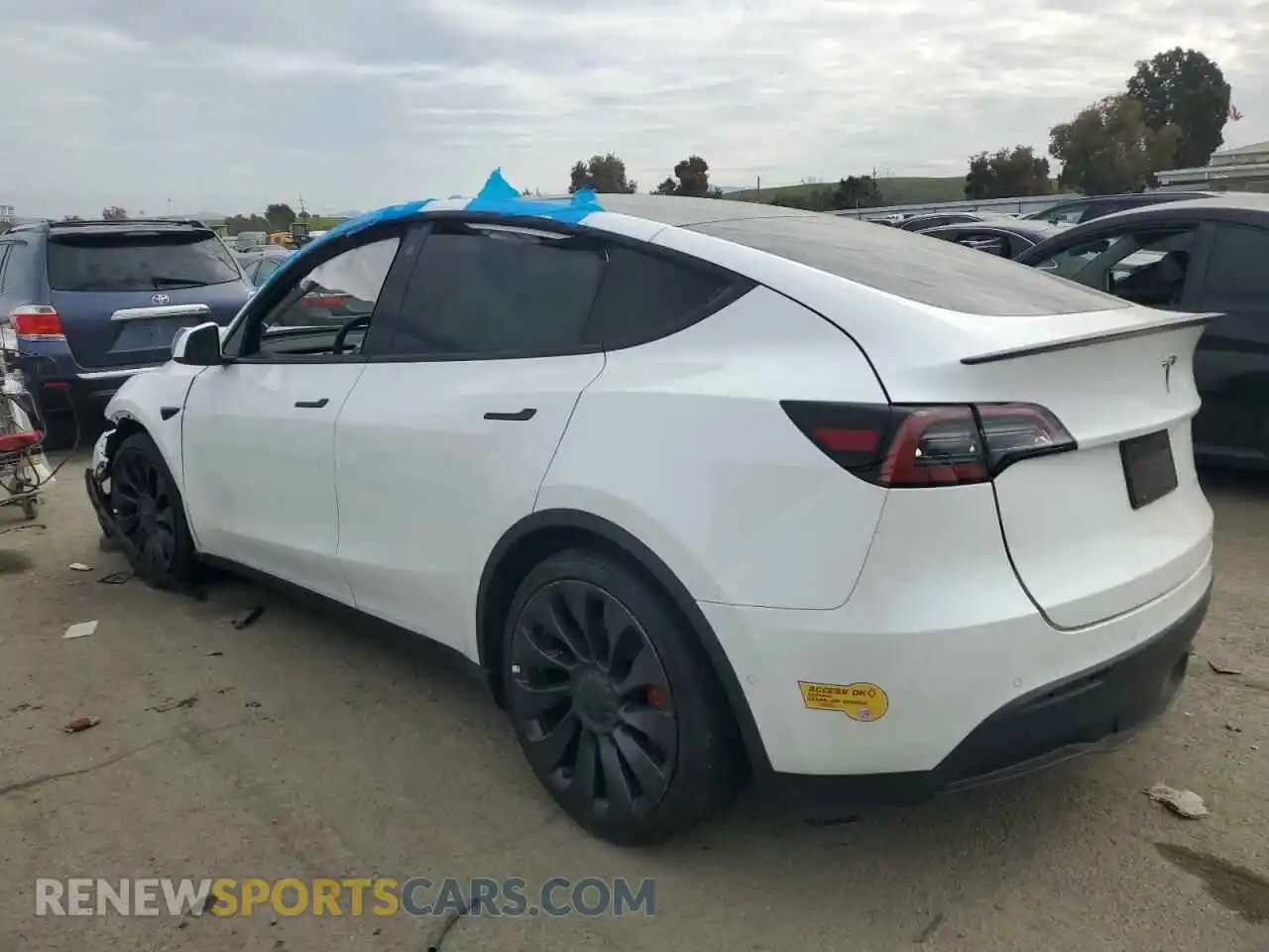 2 Фотография поврежденного автомобиля 7SAYGDEF1NF410241 TESLA MODEL Y 2022