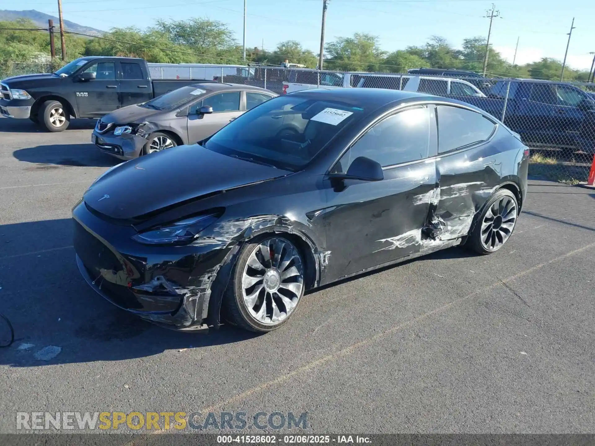 2 Photograph of a damaged car 7SAYGDEF1NF453526 TESLA MODEL Y 2022