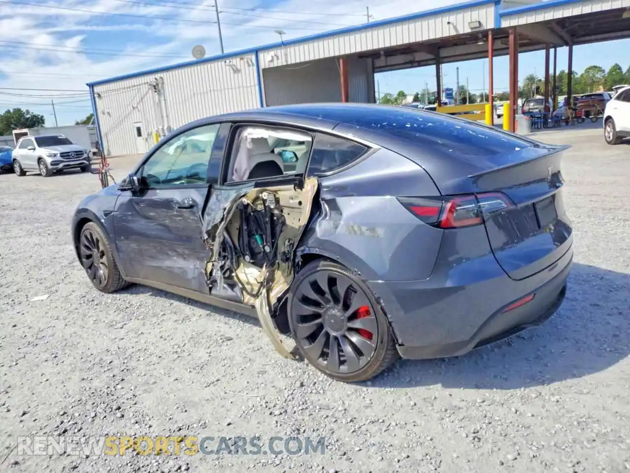2 Photograph of a damaged car 7SAYGDEF1NF505012 TESLA MODEL Y 2022